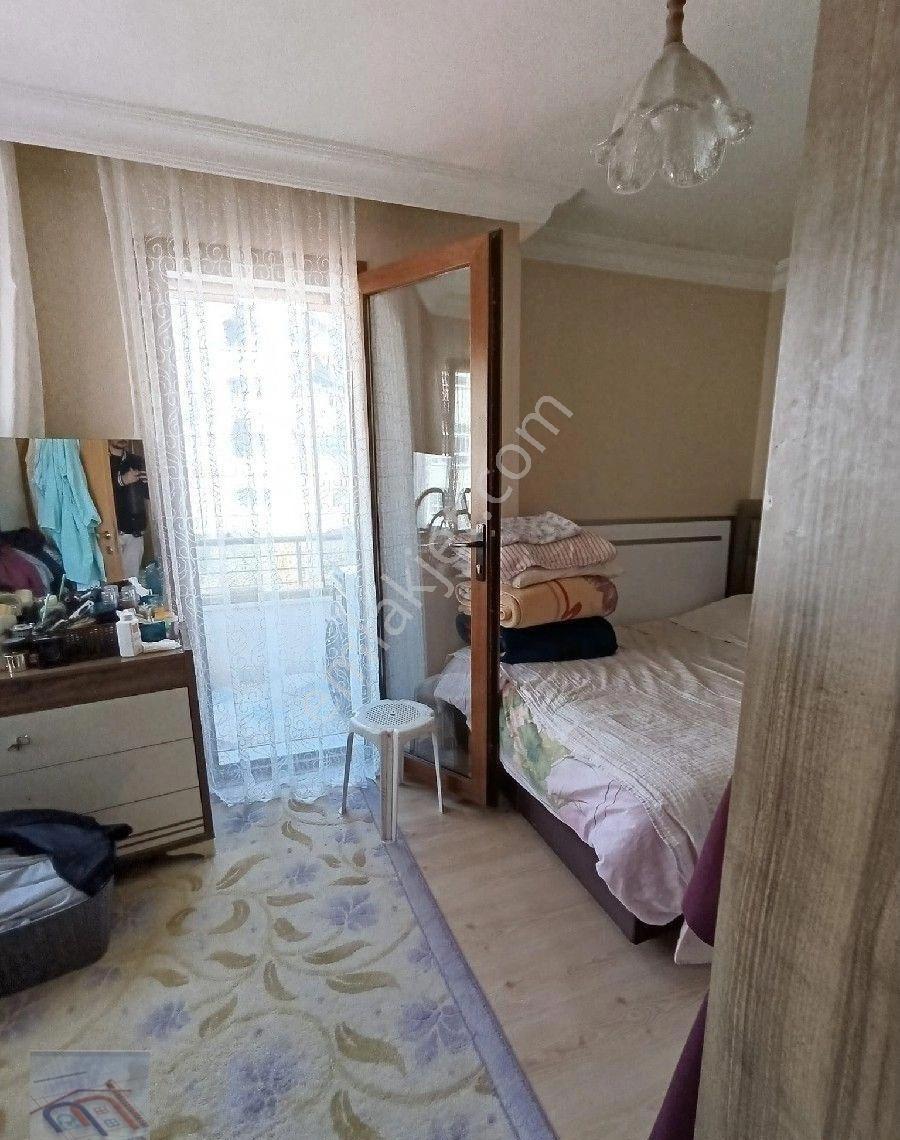 Gültepe'de 2+1 Geniş Çift Balkonlu Ön Cephe Daire - Görsel 18