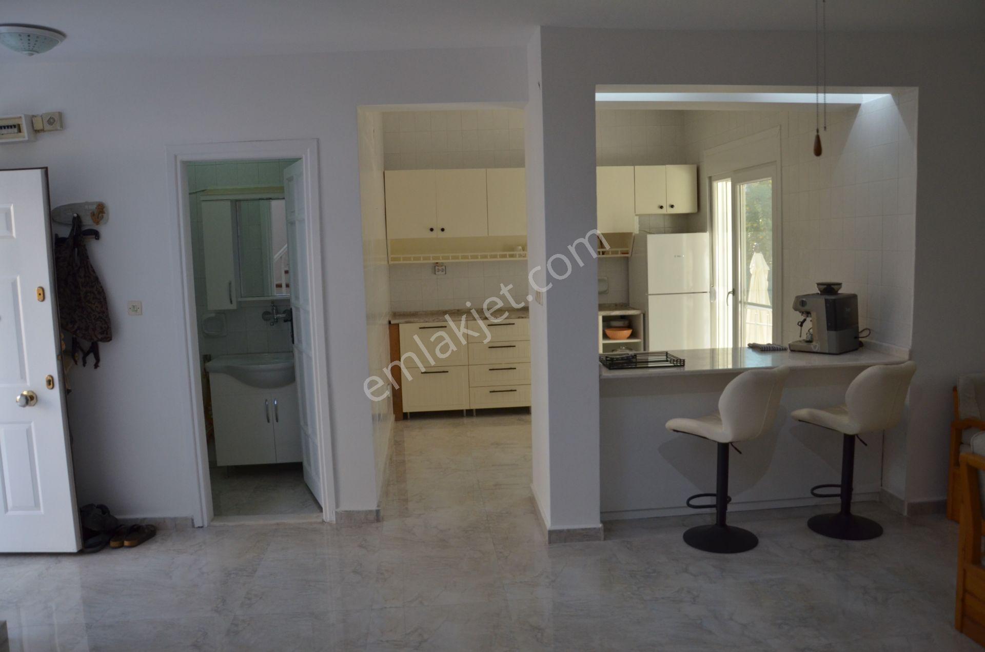 Cunda Da 430m2 Bahçe İçerisinde Müstakil Giriş Ve Garajlı Villa - Görsel 4