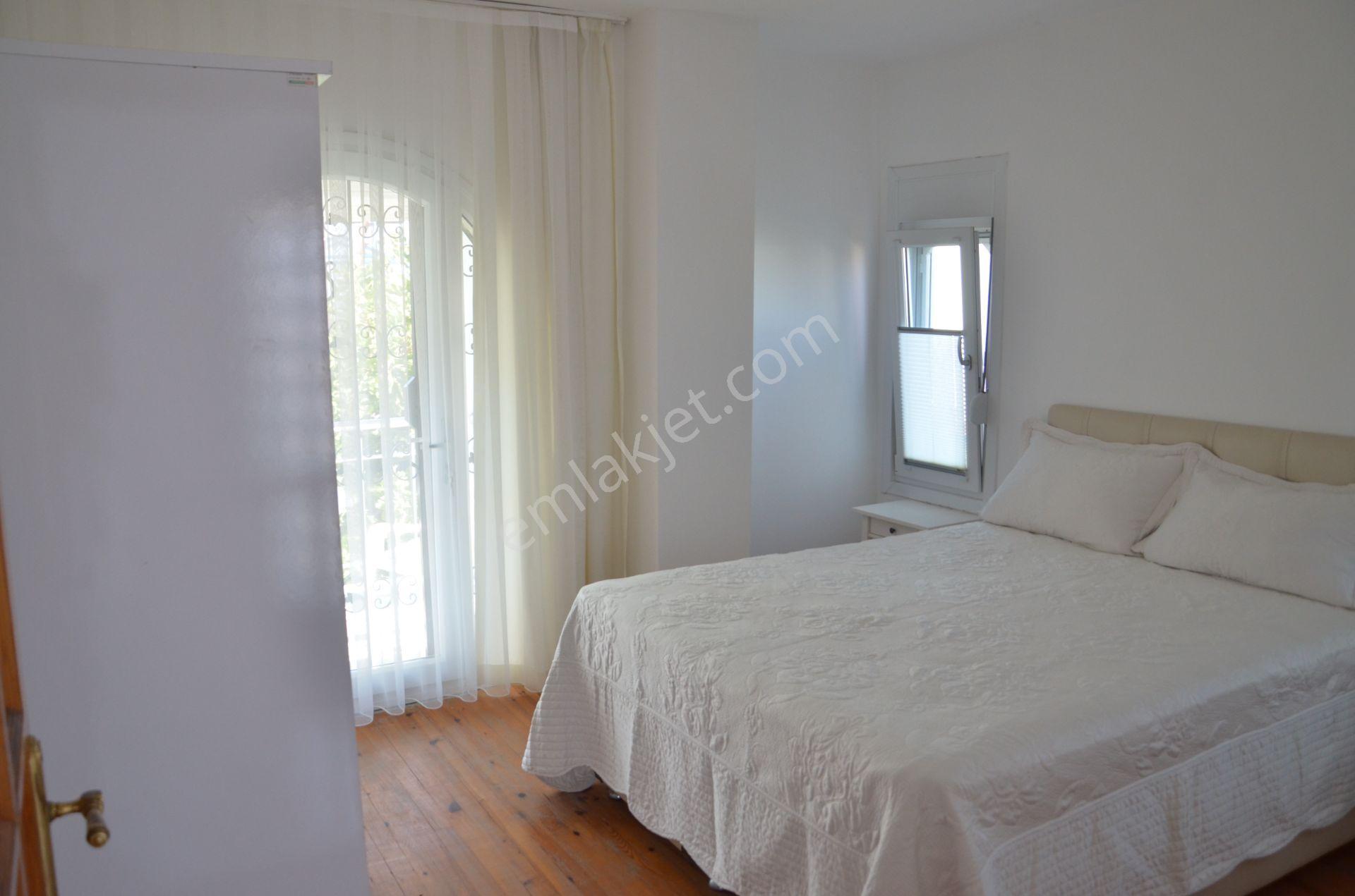 Cunda Da 430m2 Bahçe İçerisinde Müstakil Giriş Ve Garajlı Villa - Görsel 16