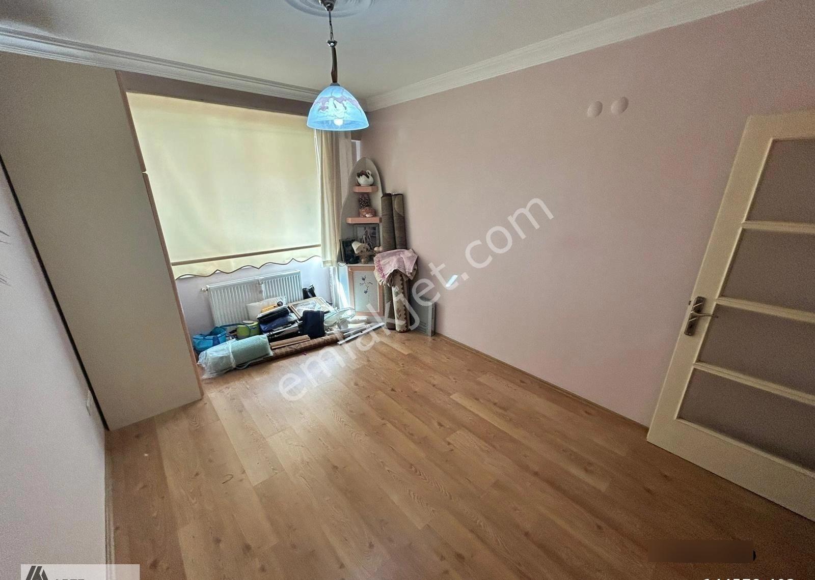 Paşakent Mah. 3+1 Ara Kat 150 M2 Otoparklı Satılık Daire - Görsel 20