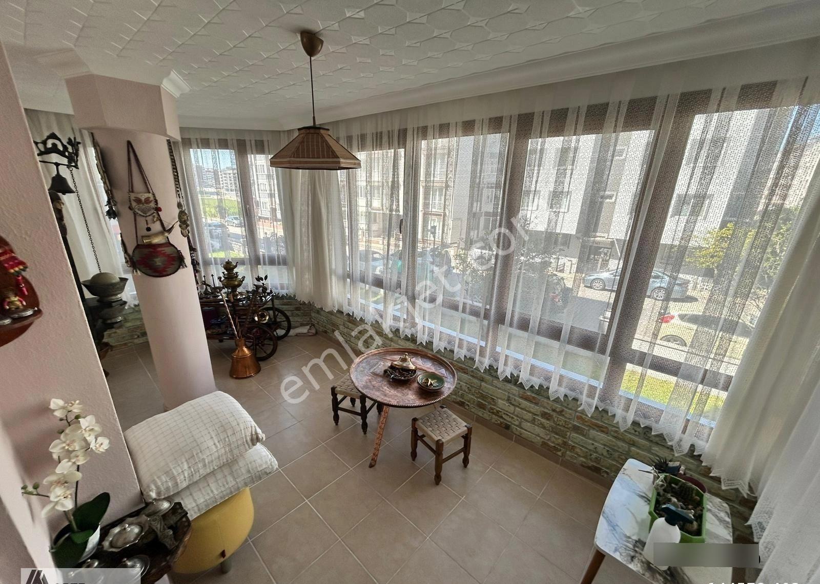 Paşakent Mah. 3+1 Ara Kat 150 M2 Otoparklı Satılık Daire - Görsel 34