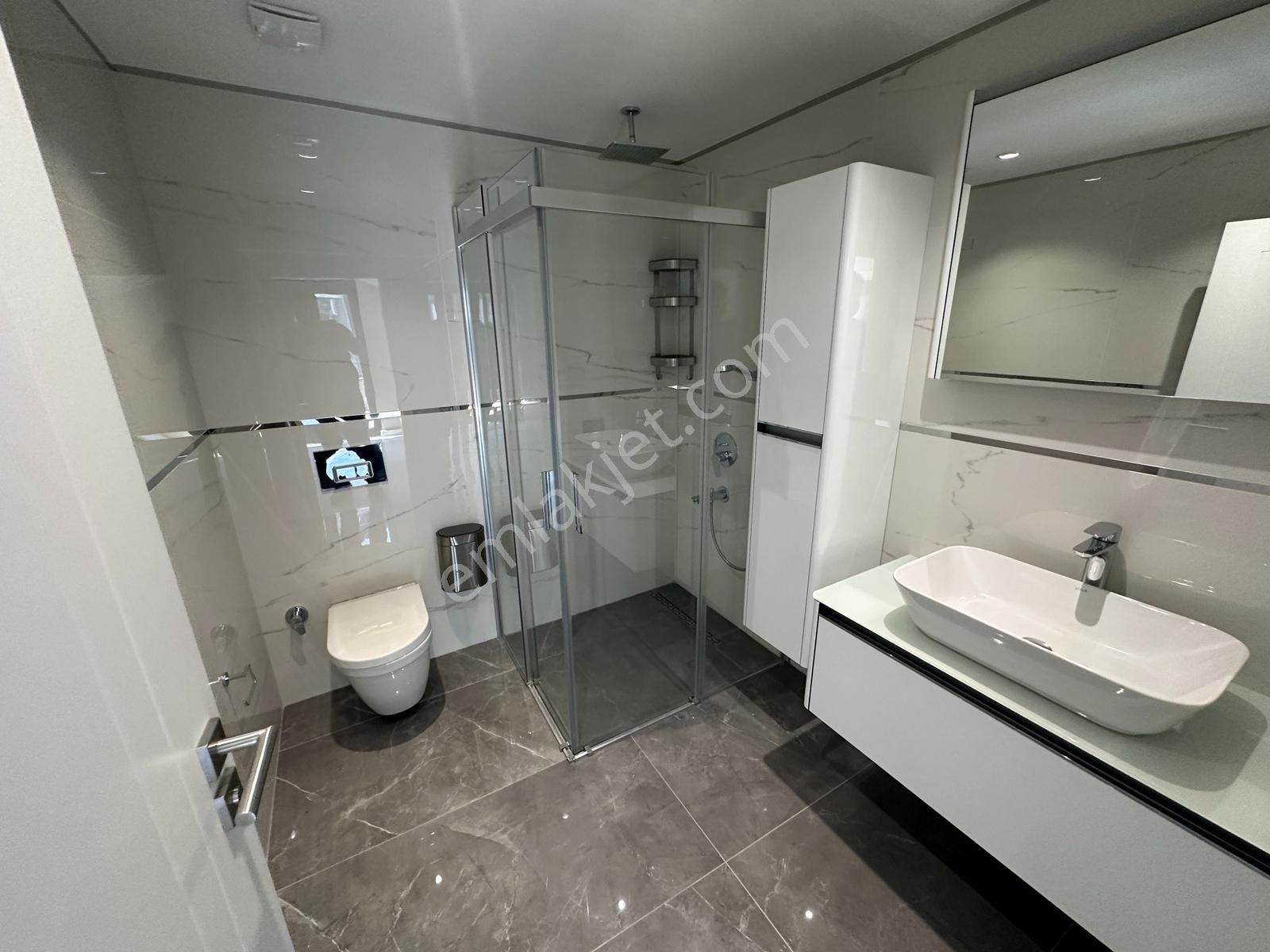 Çengelköy De Site İçersinde Satılık Lüks Daire - Görsel 12