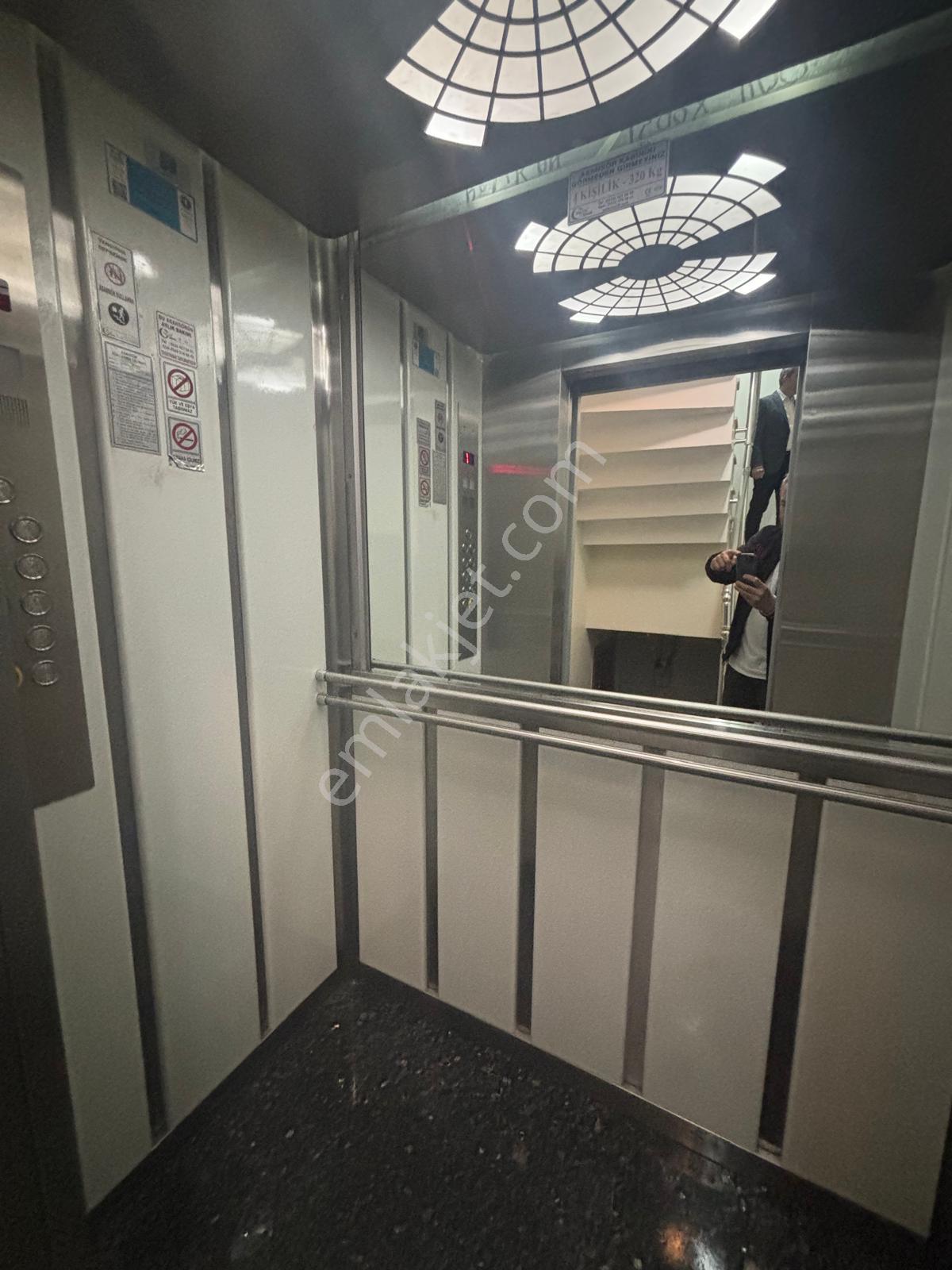 Maltepe Küçükyalı'da Oldukça Geniş Kullanışlı 3+1 Satılık Daire - Görsel 18