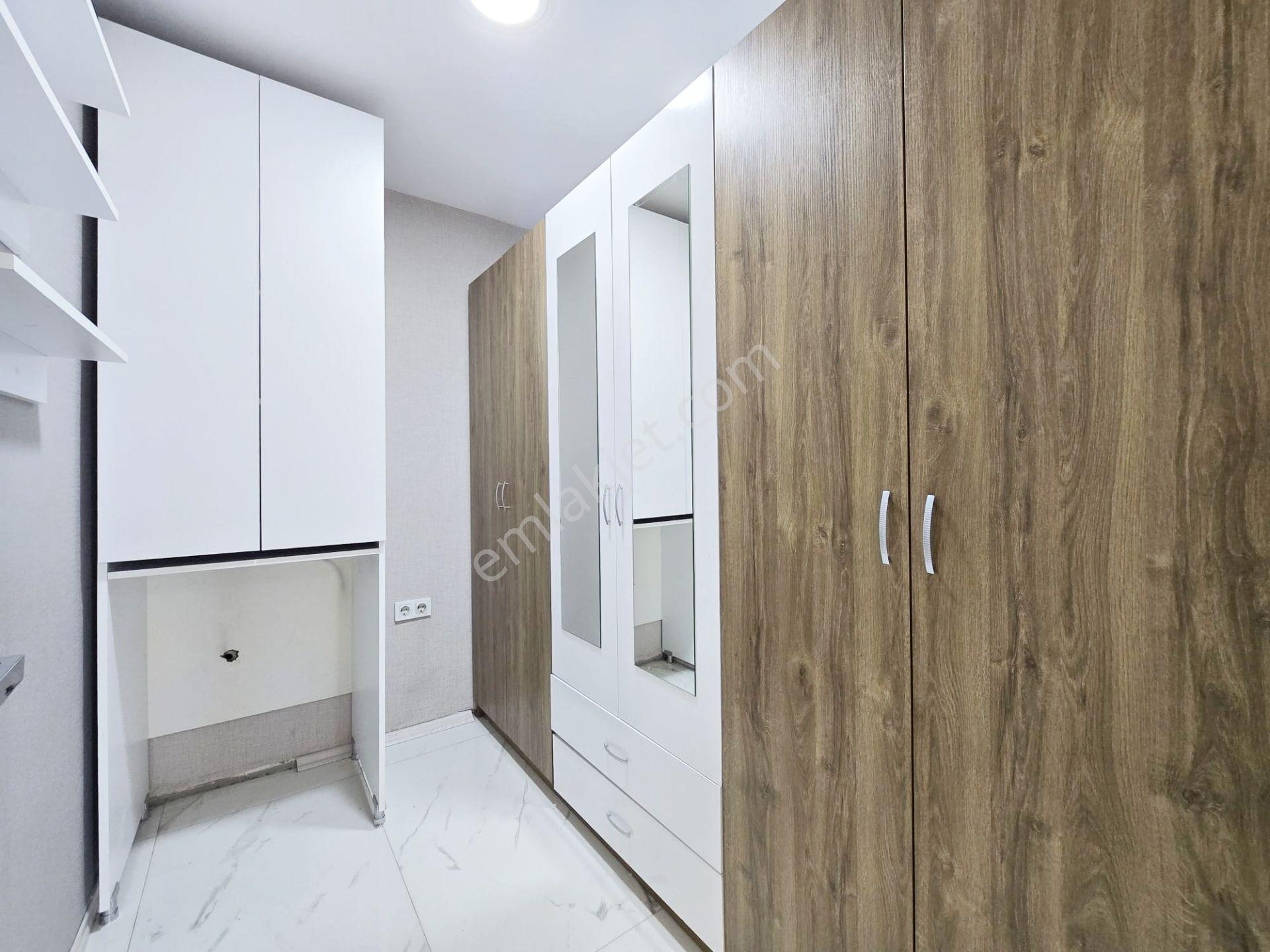 A.izeet Beğoviç Bulv.üzeri Sosyal Aktiviteli Prestijli Site'de Yatay Mimari Teraslı Lüks Daire - Görsel 13