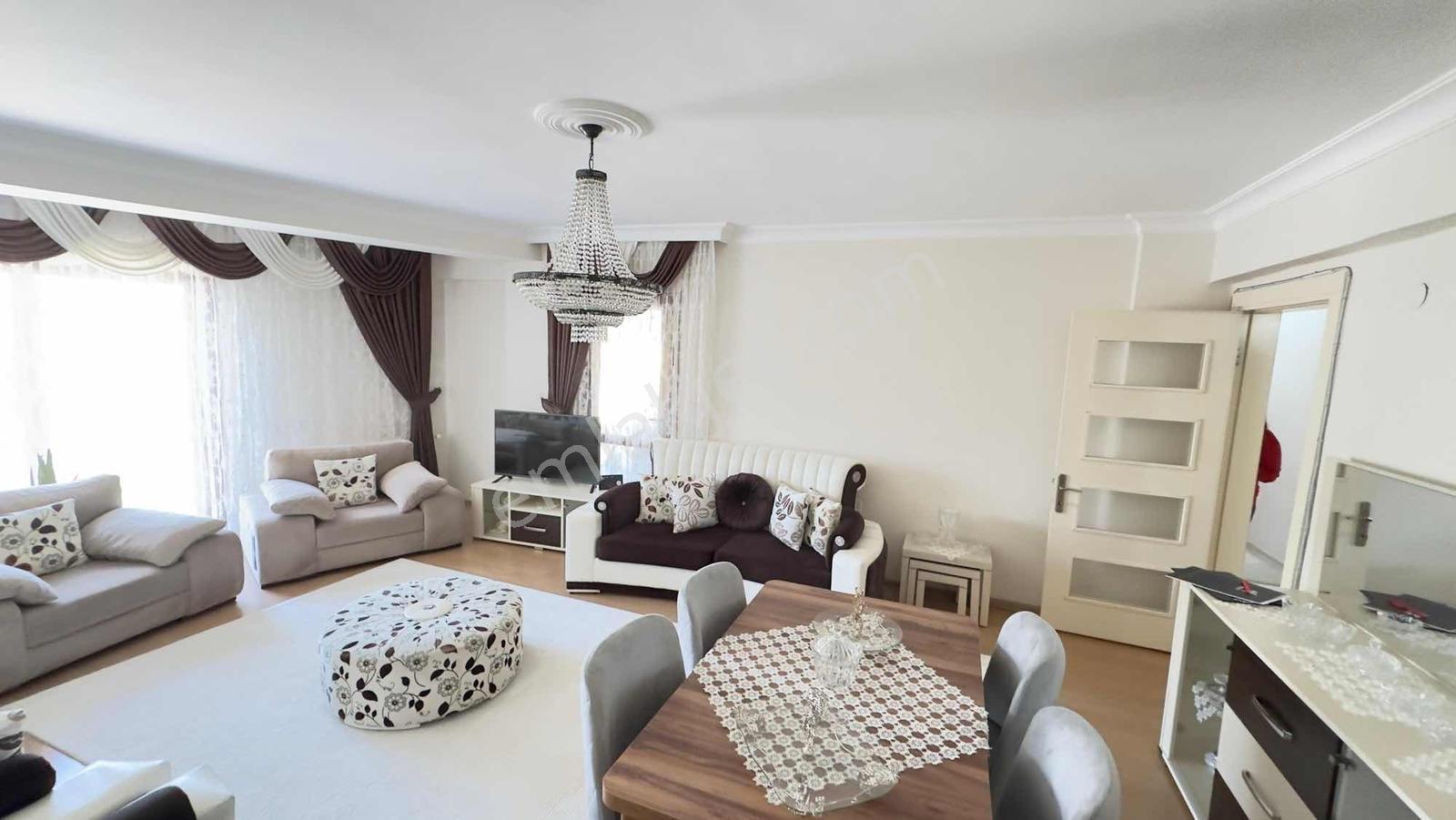Selçuk Merkezde 3+1 Satılık Daire - Görsel 31
