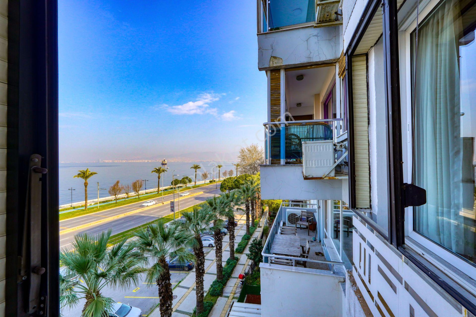 Göztepe'de Kesintisiz Deniz Manzaralı, 320m2 5+1 Yalı Dairesi - Görsel 2
