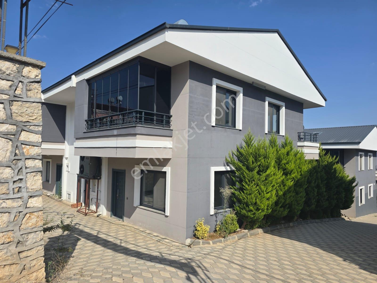 Turyap Sistem'den Gözne Korum Mah.de Satılık Şehir Manz. Villa - Görsel 10