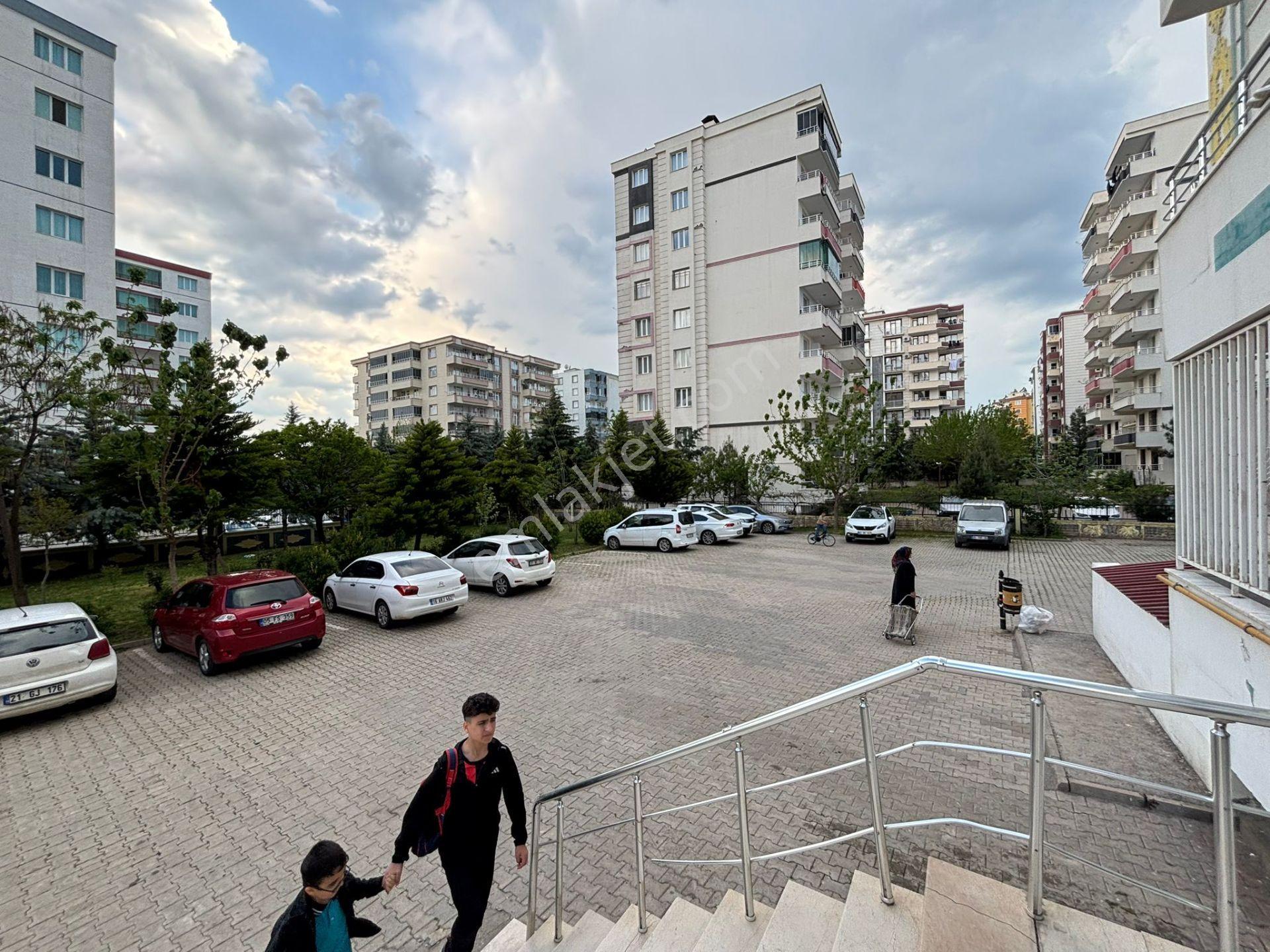 Avea Caddesi Kadın Doğum Hastanesine Yakın Full Yapılı Satılık 3+1 Daire - Görsel 2