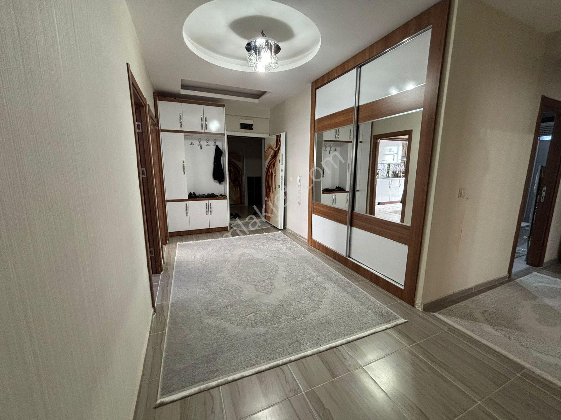 Avea Caddesi Kadın Doğum Hastanesine Yakın Full Yapılı Satılık 3+1 Daire - Görsel 13
