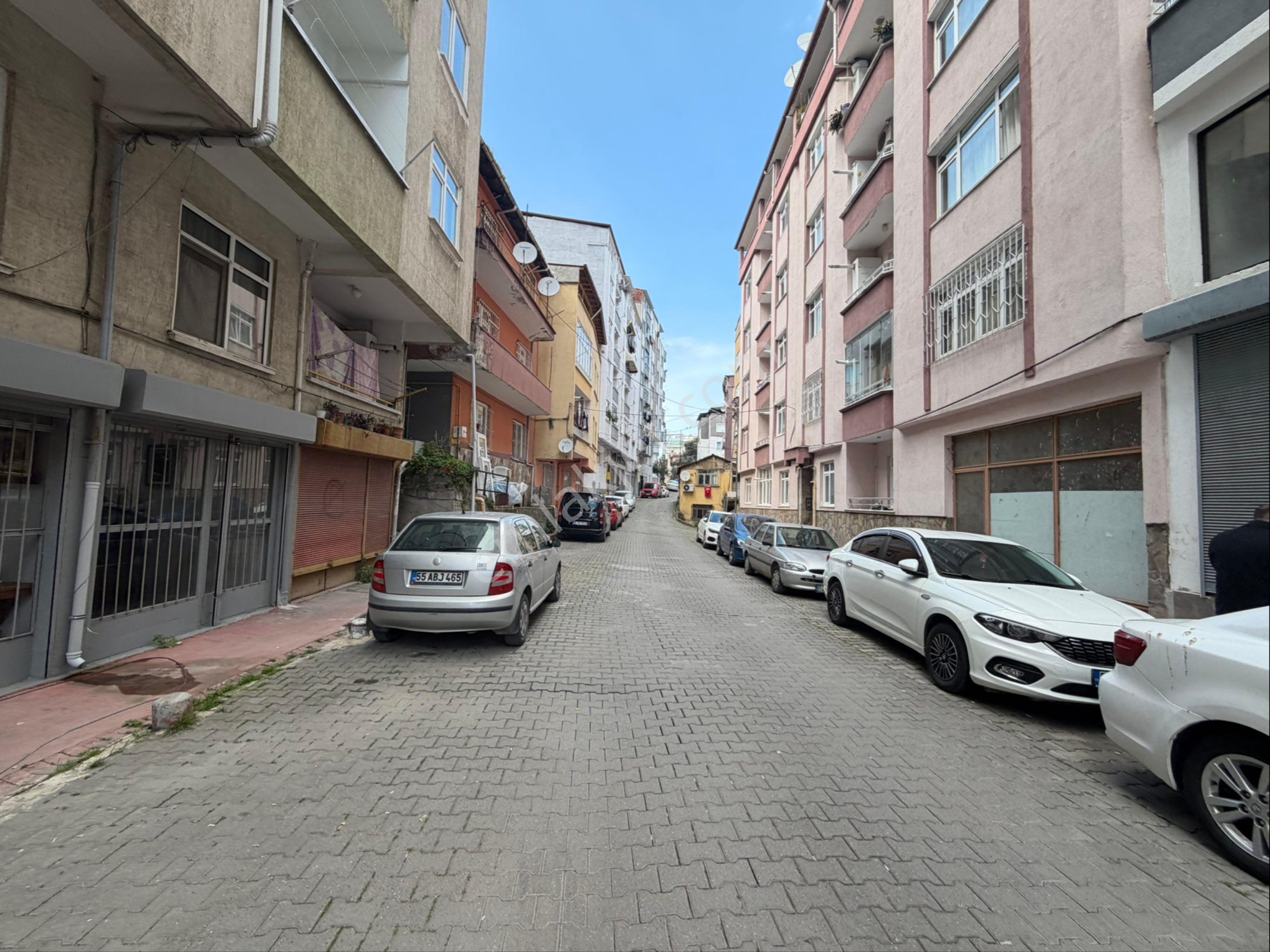 İlkadım Selahiye Mahallesinde Kiralık Masrafsız Dükkan - Görsel 4
