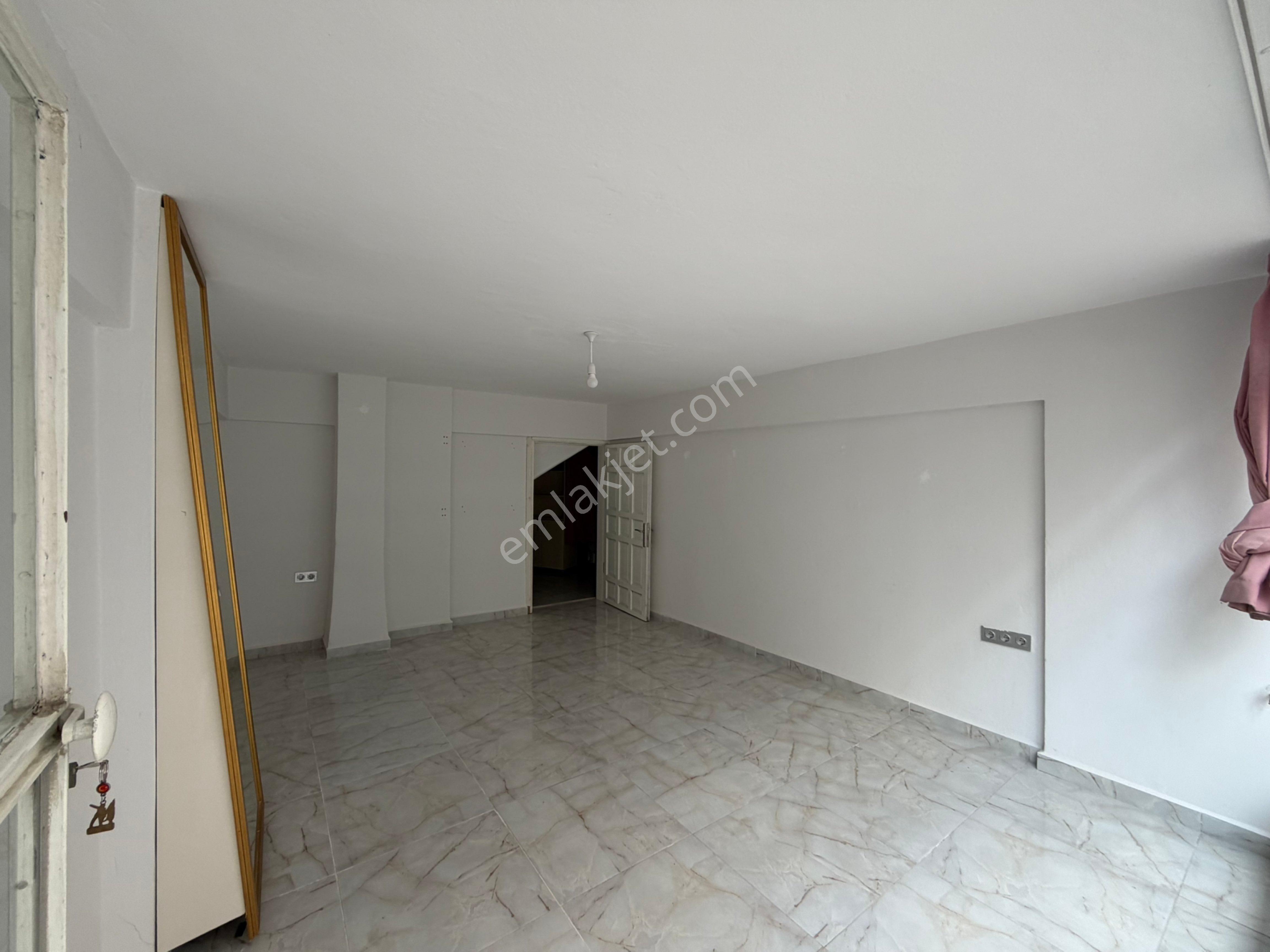 İlkadım Selahiye Mahallesinde Kiralık Masrafsız Dükkan - Görsel 3