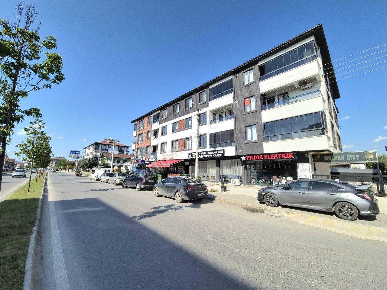 Hak Emlaktan Çay Mah.de Tam Merkezde Kiralık 2+1 Geniş Daire - Görsel 2