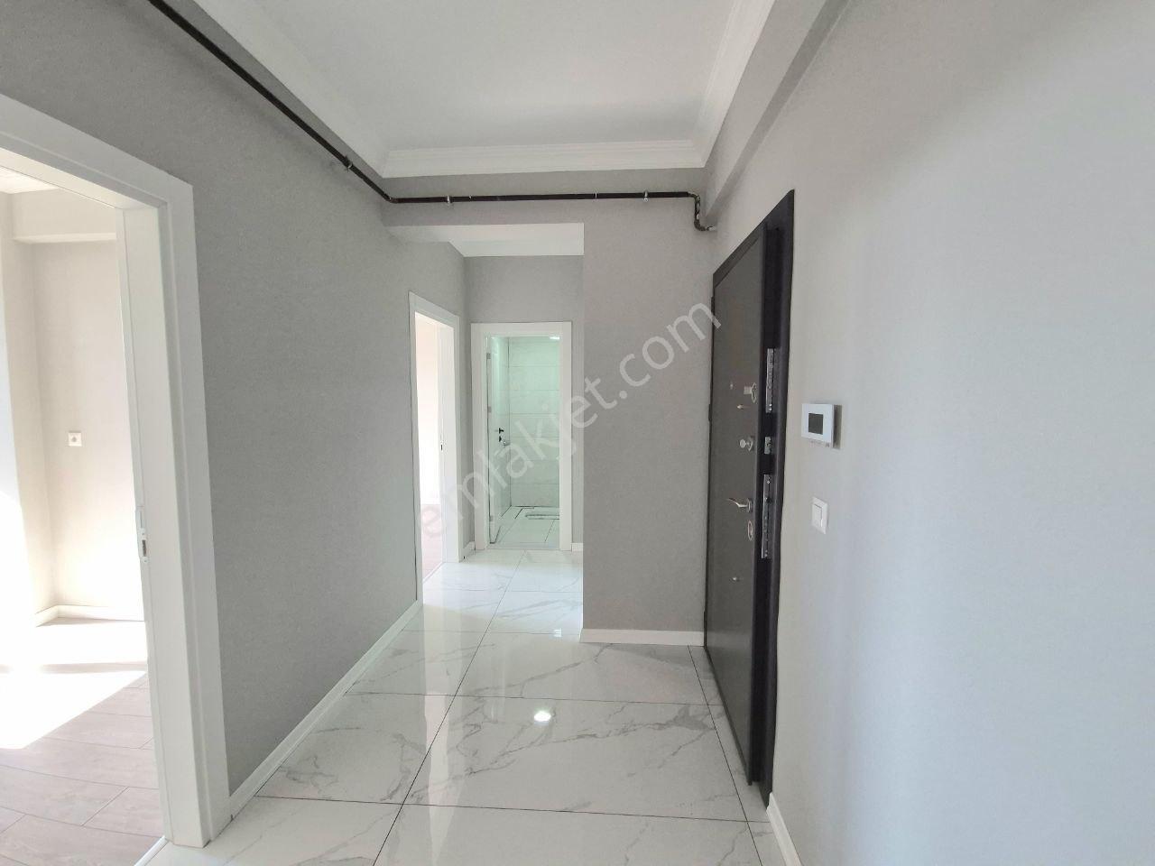 Hak Emlaktan Çay Mah.de Tam Merkezde Kiralık 2+1 Geniş Daire - Görsel 5