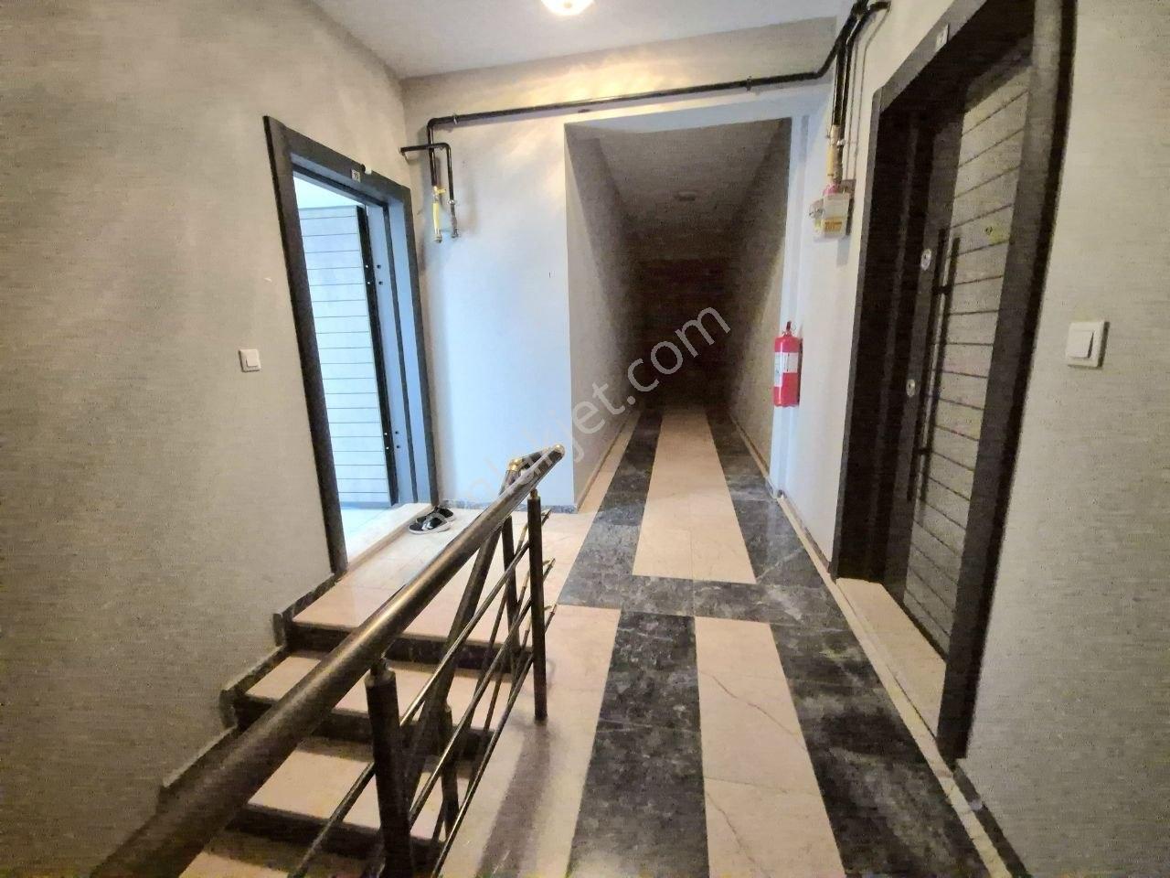 Hak Emlaktan Çay Mah.de Tam Merkezde Kiralık 2+1 Geniş Daire - Görsel 17
