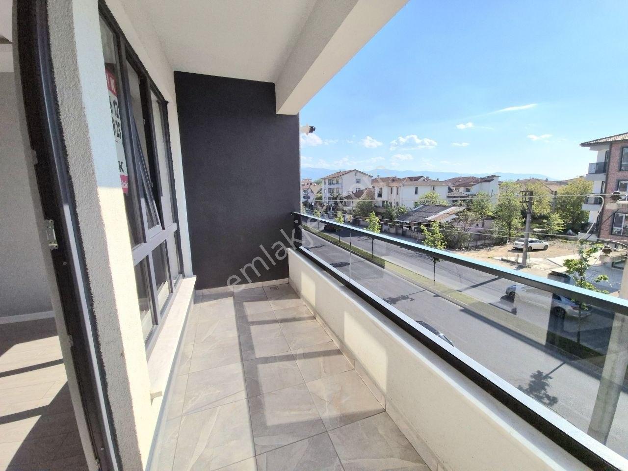 Hak Emlaktan Çay Mah.de Tam Merkezde Kiralık 2+1 Geniş Daire - Görsel 25