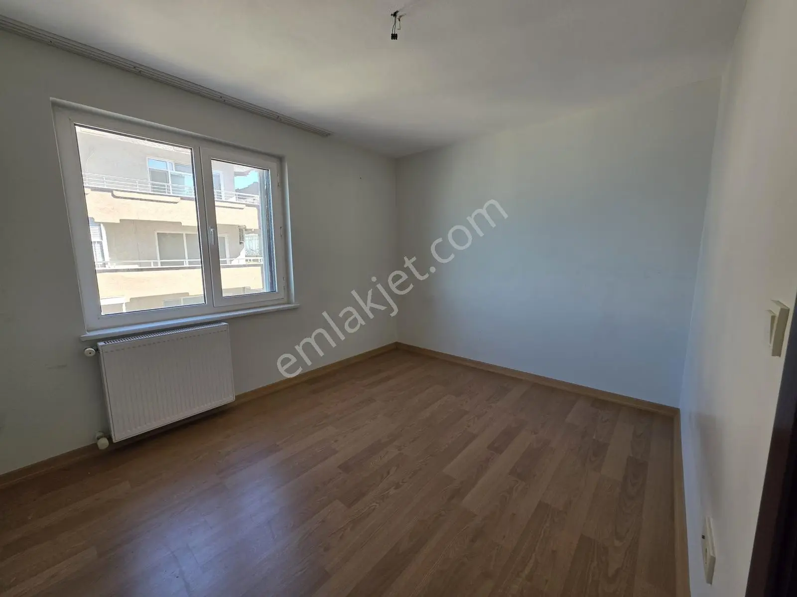 Güzelyalı'da Denize Sıfır 3+1 Asansörlü Kat Mülkiyetli Daireler - Görsel 11