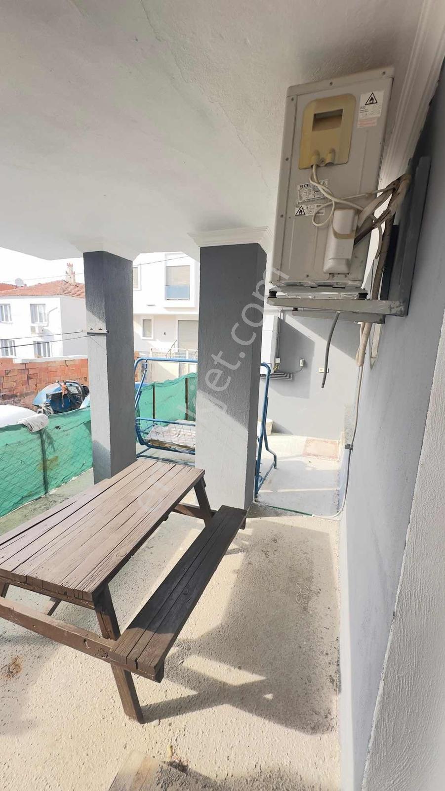Selçuk Merkezde Müstakil Kiralık Ev - Görsel 40