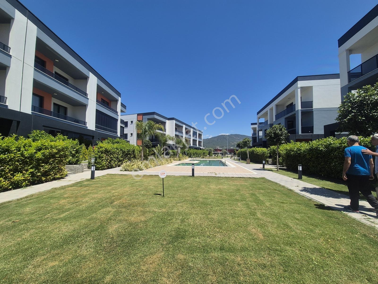 Dalamanda Havuzlu Lüks Sitede 1+1 Eşyalı Kiralık Daire - Görsel 3