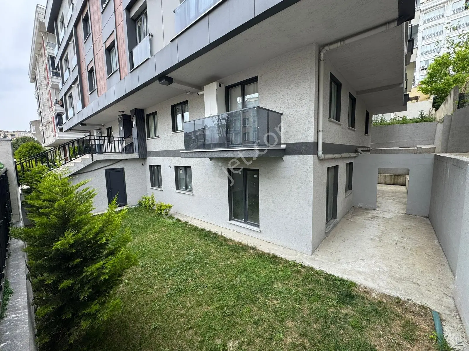 Beylikdüzü Yakuplu Da Satılık 2+1 Bahçeli Geniş Sıfır Daire - Görsel 4