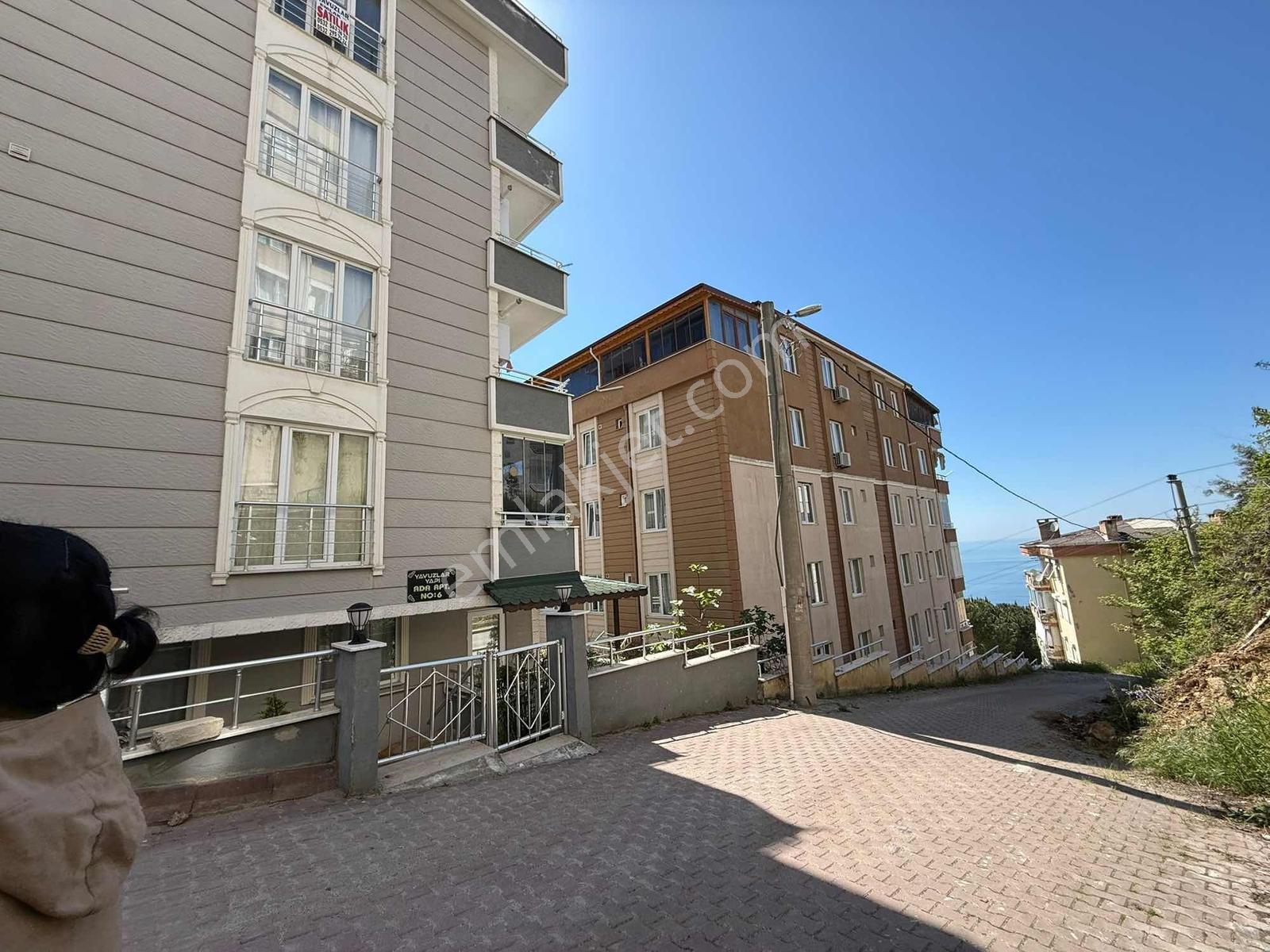 Yalova Çınarcık Esenköy'de 150 M2 Tek Tapulu Ayrı Girişli Daire - Görsel 18
