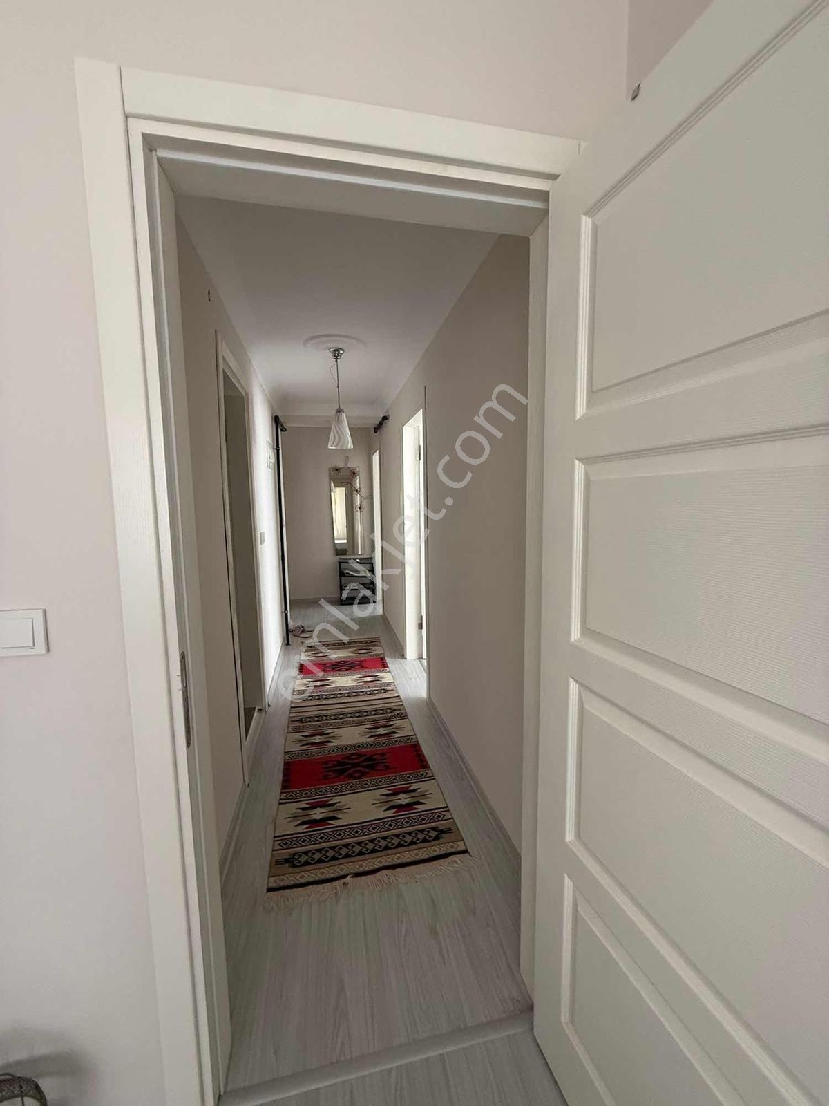 Yalova Çınarcık Esenköy'de 150 M2 Tek Tapulu Ayrı Girişli Daire - Görsel 20