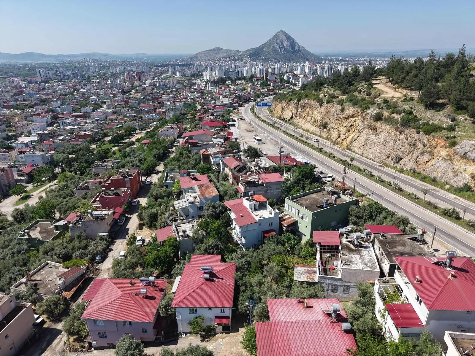 Kozan Gayrimenkul Den Feke Yolu Üzeri 3 Katlı Müstakil - Görsel 4