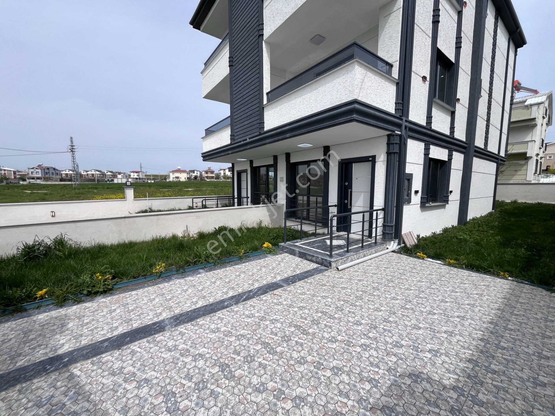 Merkezi Konumda, Önü Kapanmaz, Balkon Mutfaklı 4+1 Geniş Villa! - Görsel 6
