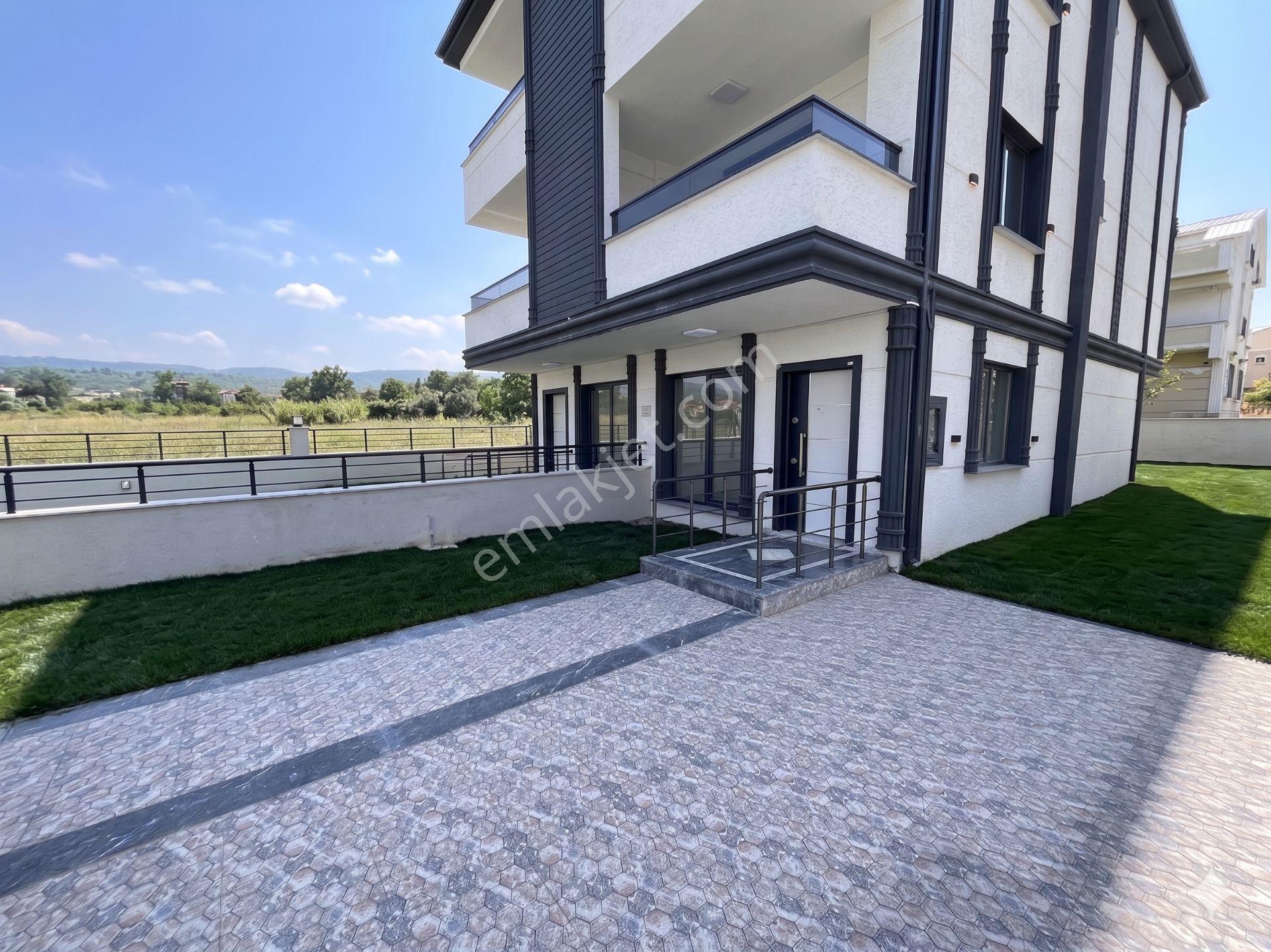 Merkezi Konumda, Önü Kapanmaz, Balkon Mutfaklı 4+1 Geniş Villa! - Görsel 2