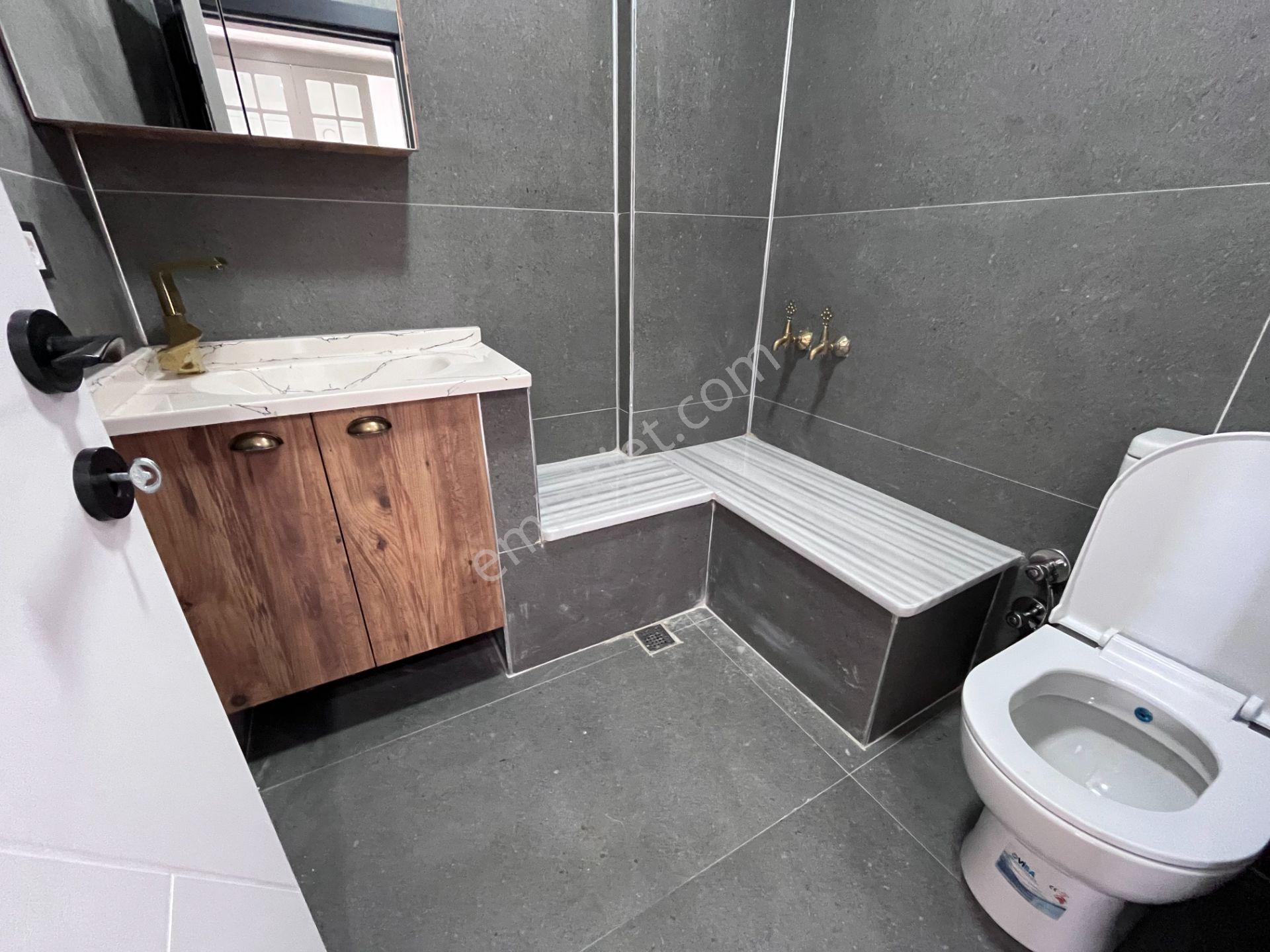 Merkezi Konumda, Önü Kapanmaz, Balkon Mutfaklı 4+1 Geniş Villa! - Görsel 15