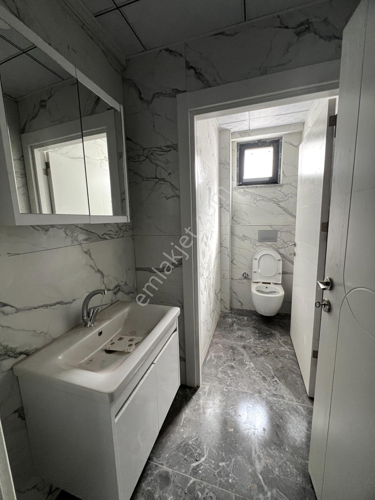 Fen Lisesi Civarı Kiralık 3+1 Daire - Görsel 17