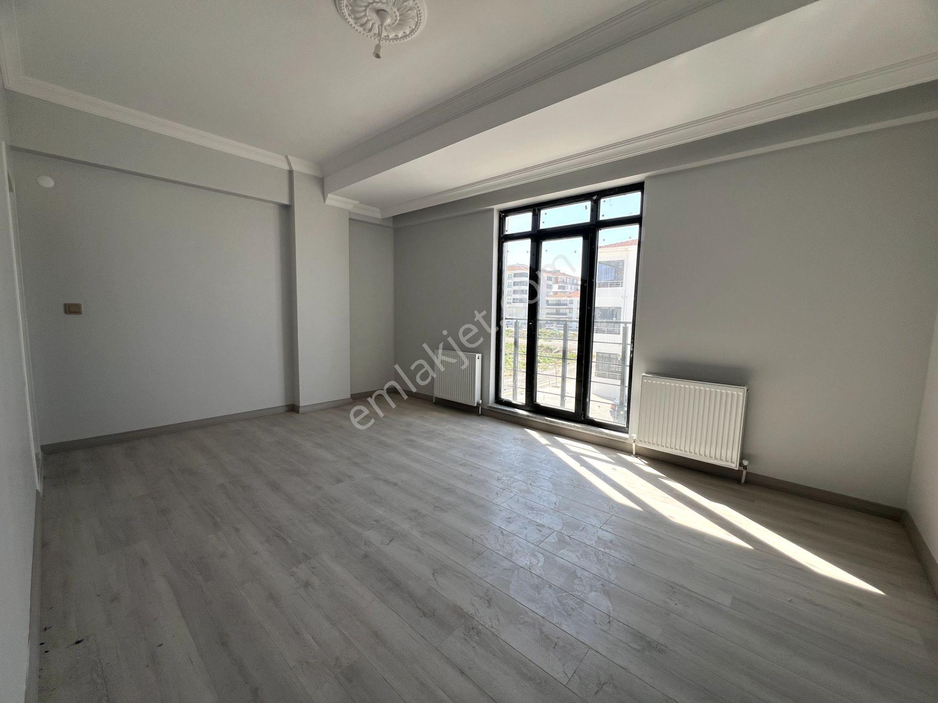 Fen Lisesi Civarı Kiralık 3+1 Daire - Görsel 7