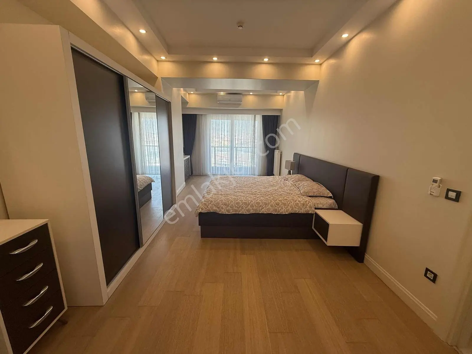 Venezia Da Şehir Mnz Full Eşyalı Oturuma Hazır 3+1 Kiralık Daire - Görsel 3