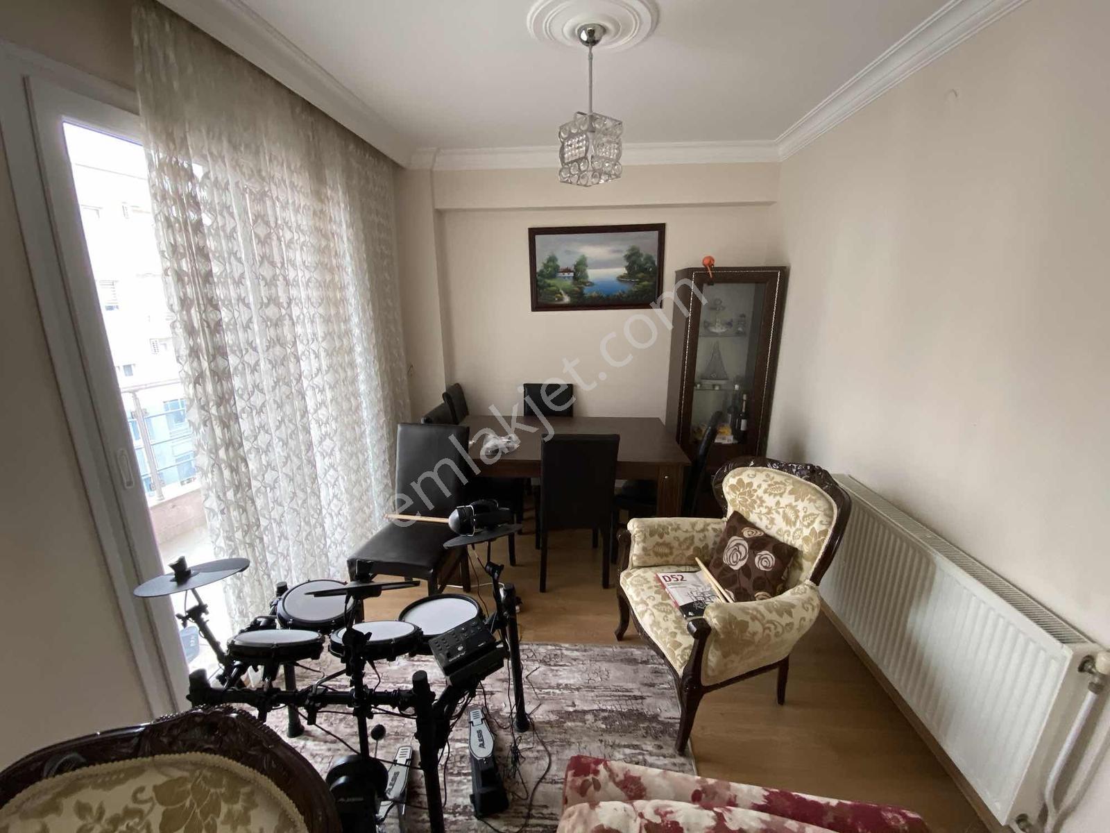 Buca Adatepe Mahallesinde Satılık 2+1 Kapalı Mutfak Çift Balkon - Görsel 6