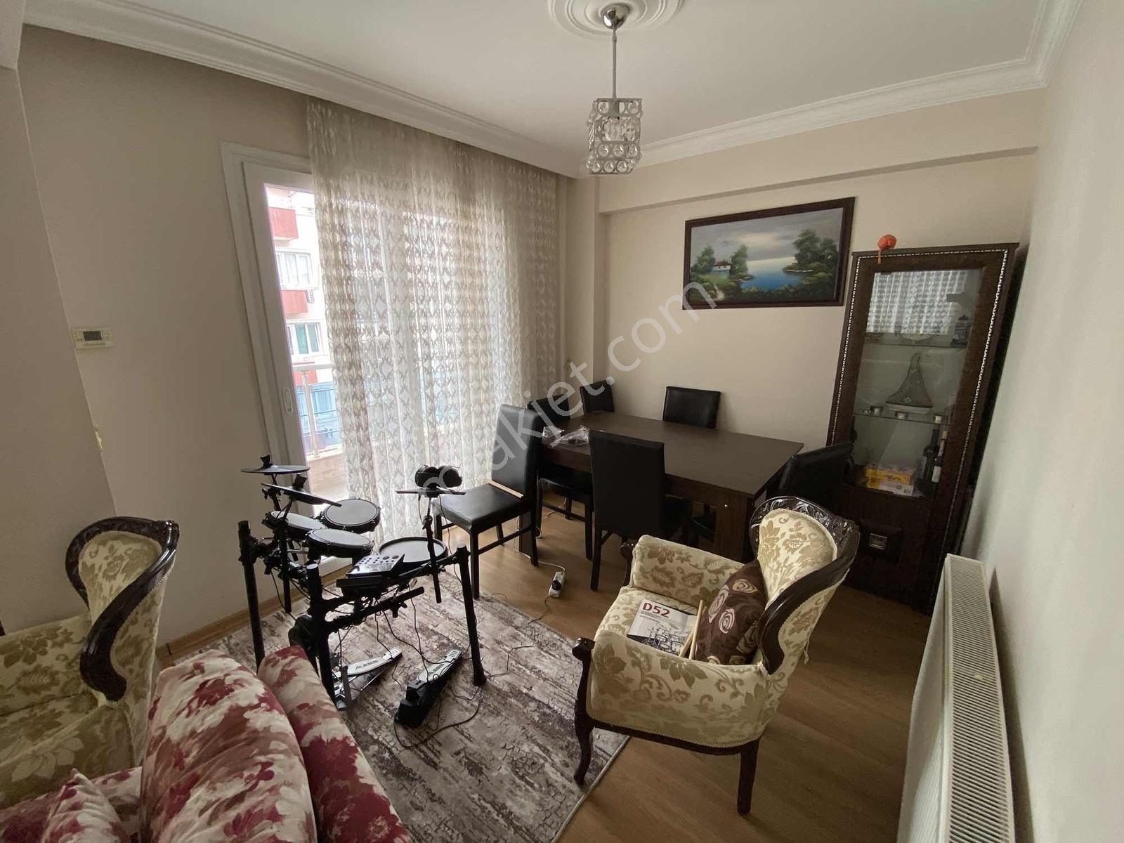 Buca Adatepe Mahallesinde Satılık 2+1 Kapalı Mutfak Çift Balkon - Görsel 24