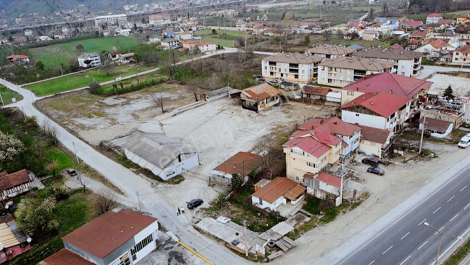 Ruşen Aydın Gayrimenkul'den Kaynaşlı Merkezde Satılık Arsa - Görsel 34