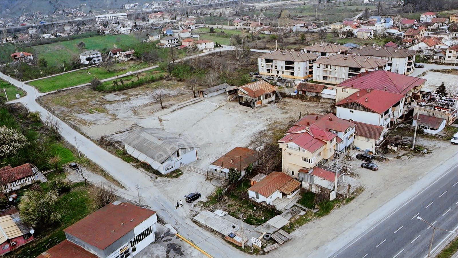 Ruşen Aydın Gayrimenkul'den Kaynaşlı Merkezde Satılık Arsa - Görsel 7