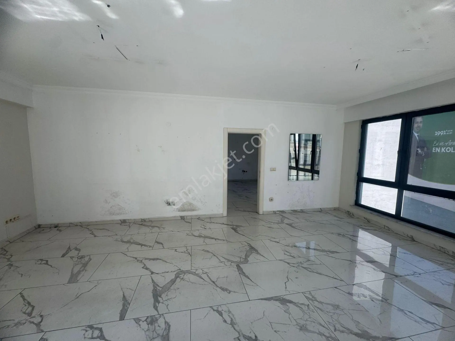 İnanç Emlaktan Giresun Hacısiyamda Malpazarında İş Merkezinde 1+1 Kiralık Ofisler - Görsel 3