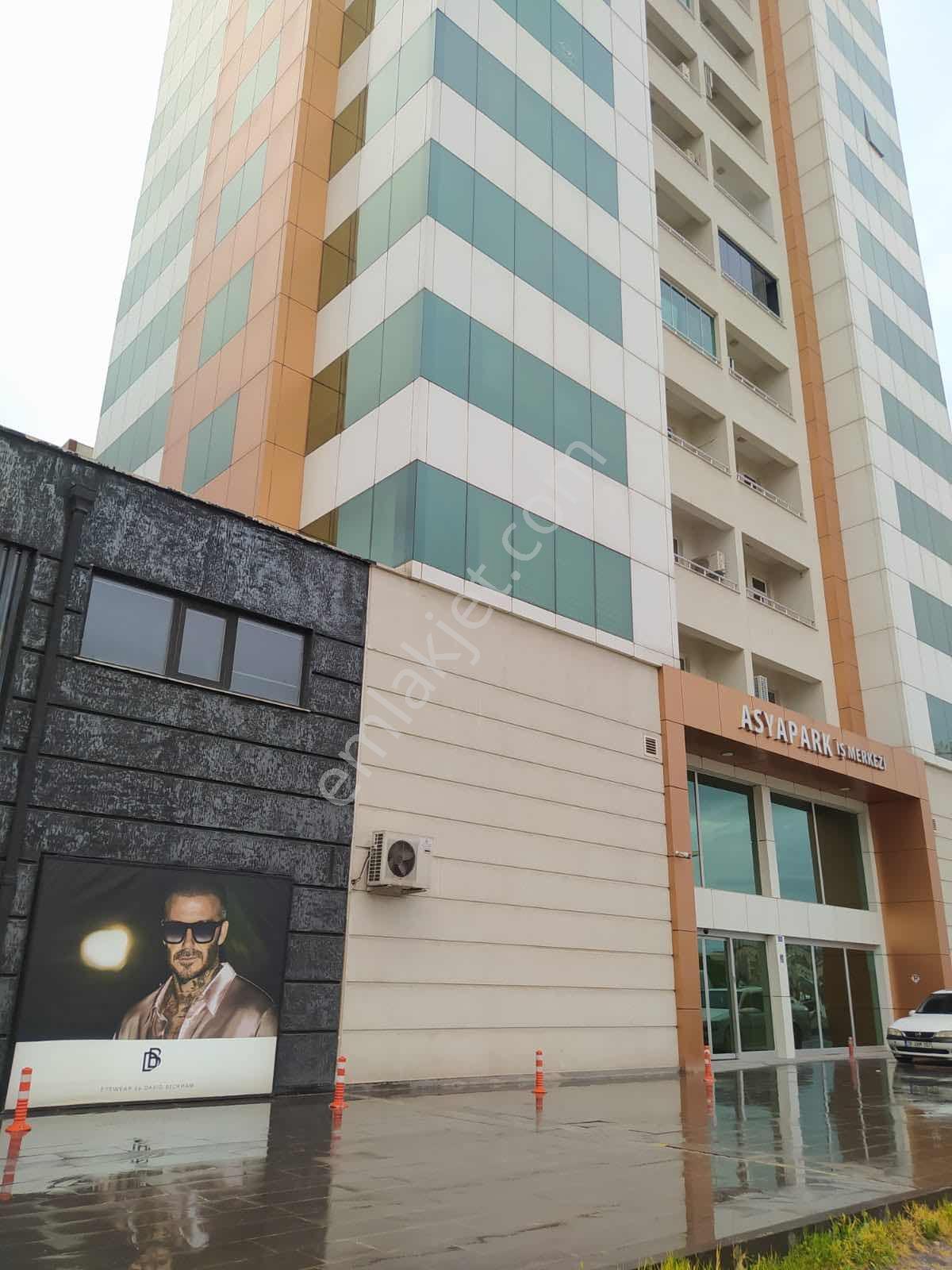 Megeden Tacettin Velide Kiralık Ofis - Görsel 21