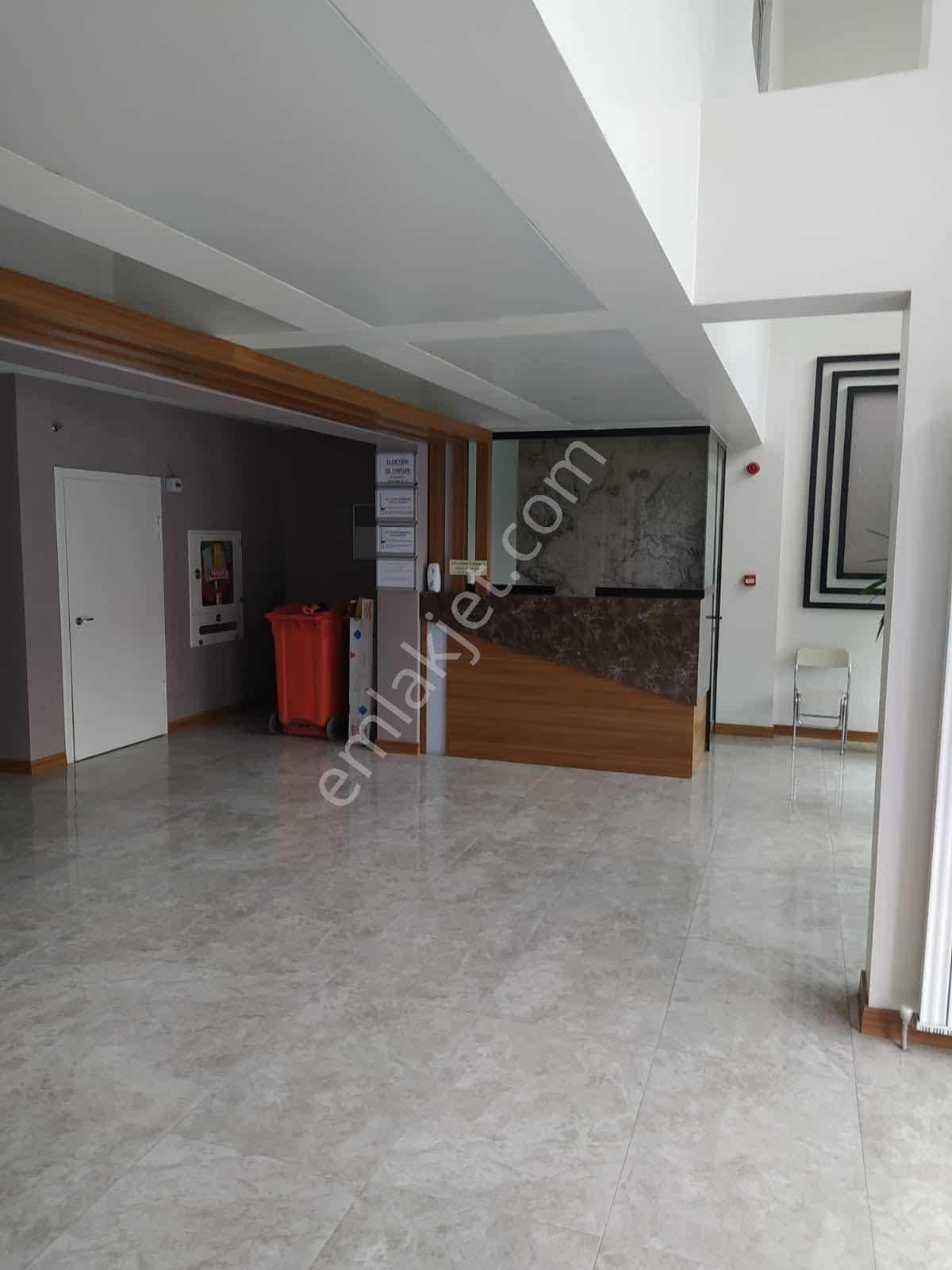 Megeden Tacettin Velide Kiralık Ofis - Görsel 32