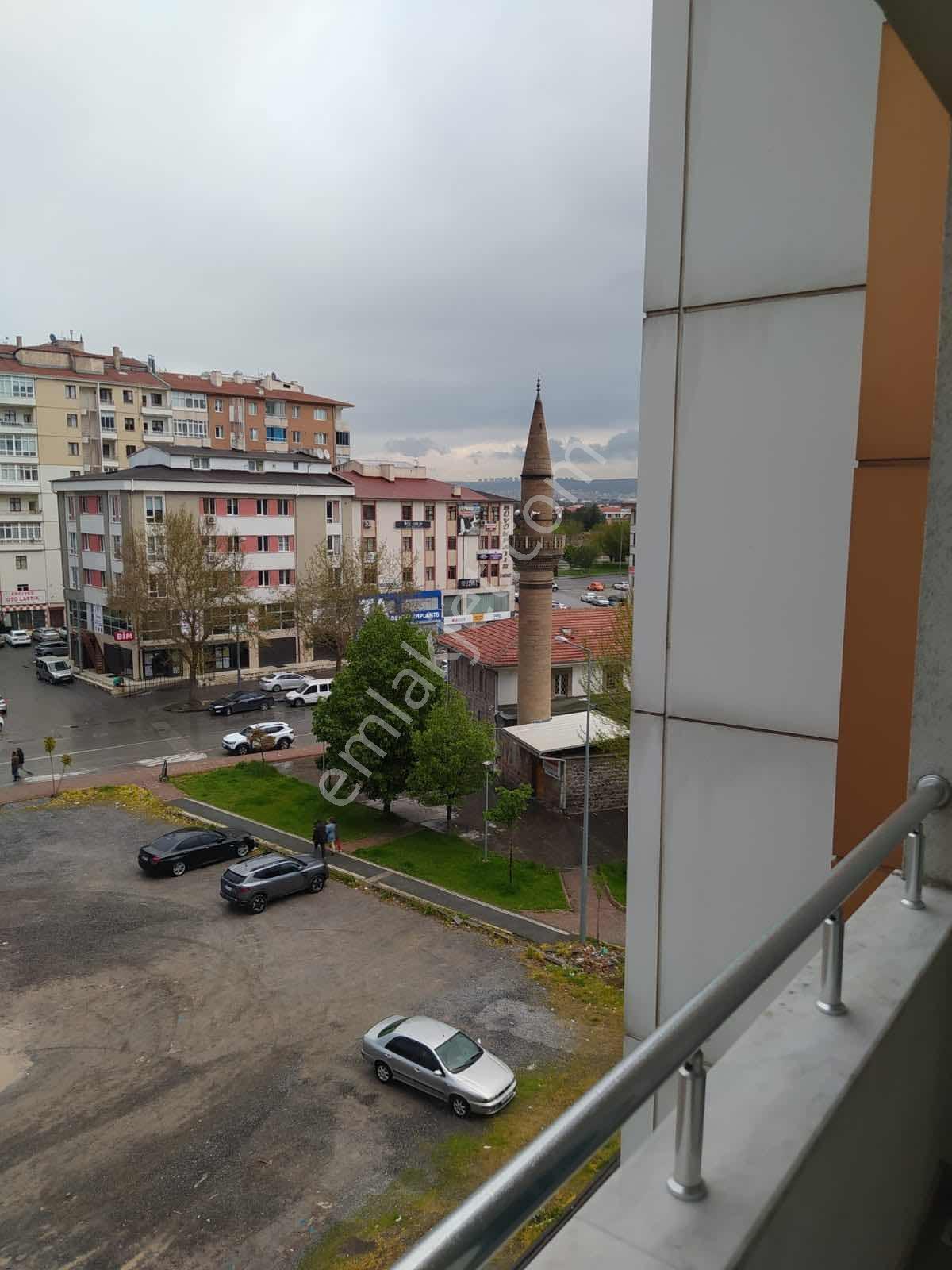 Megeden Tacettin Velide Kiralık Ofis - Görsel 29