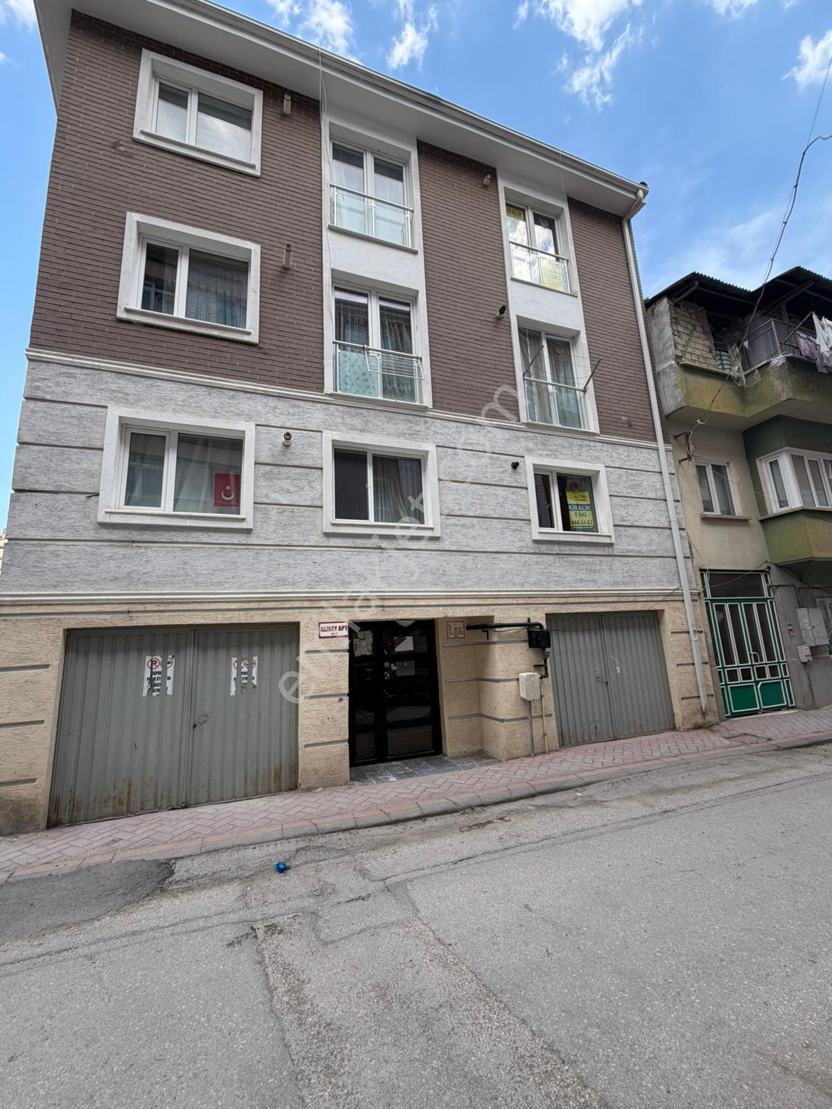 Kd214-kırmızı Toprak Eşyalı 1+1 Kiralık Bakımlı Daire