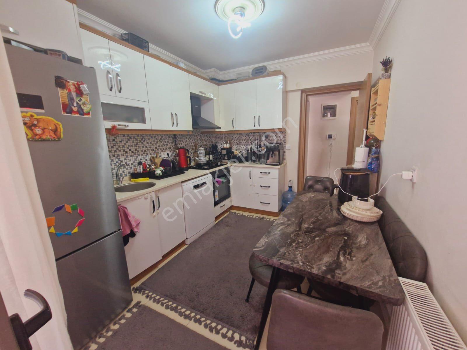 Bozyakada Yeni Binada 2+1 90m2 Köşe Daire Otoparklı Yeni Bina - Görsel 14
