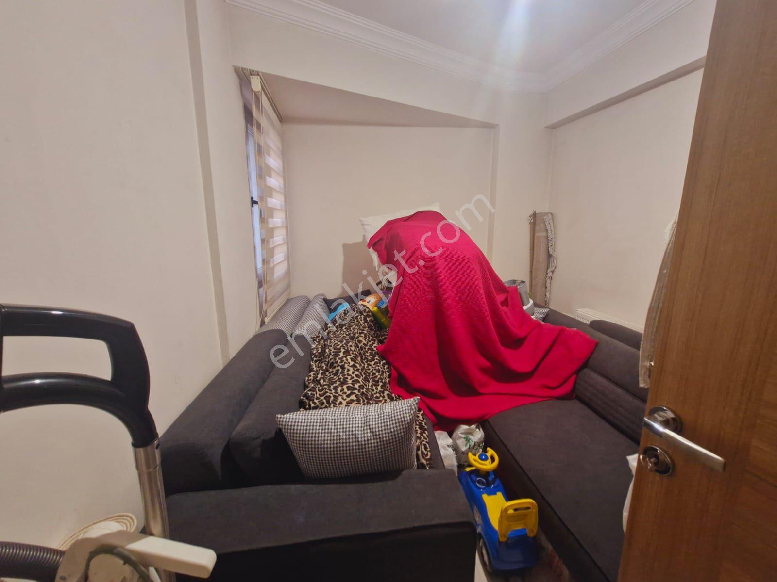 Bozyakada Yeni Binada 2+1 90m2 Köşe Daire Otoparklı Yeni Bina - Görsel 21
