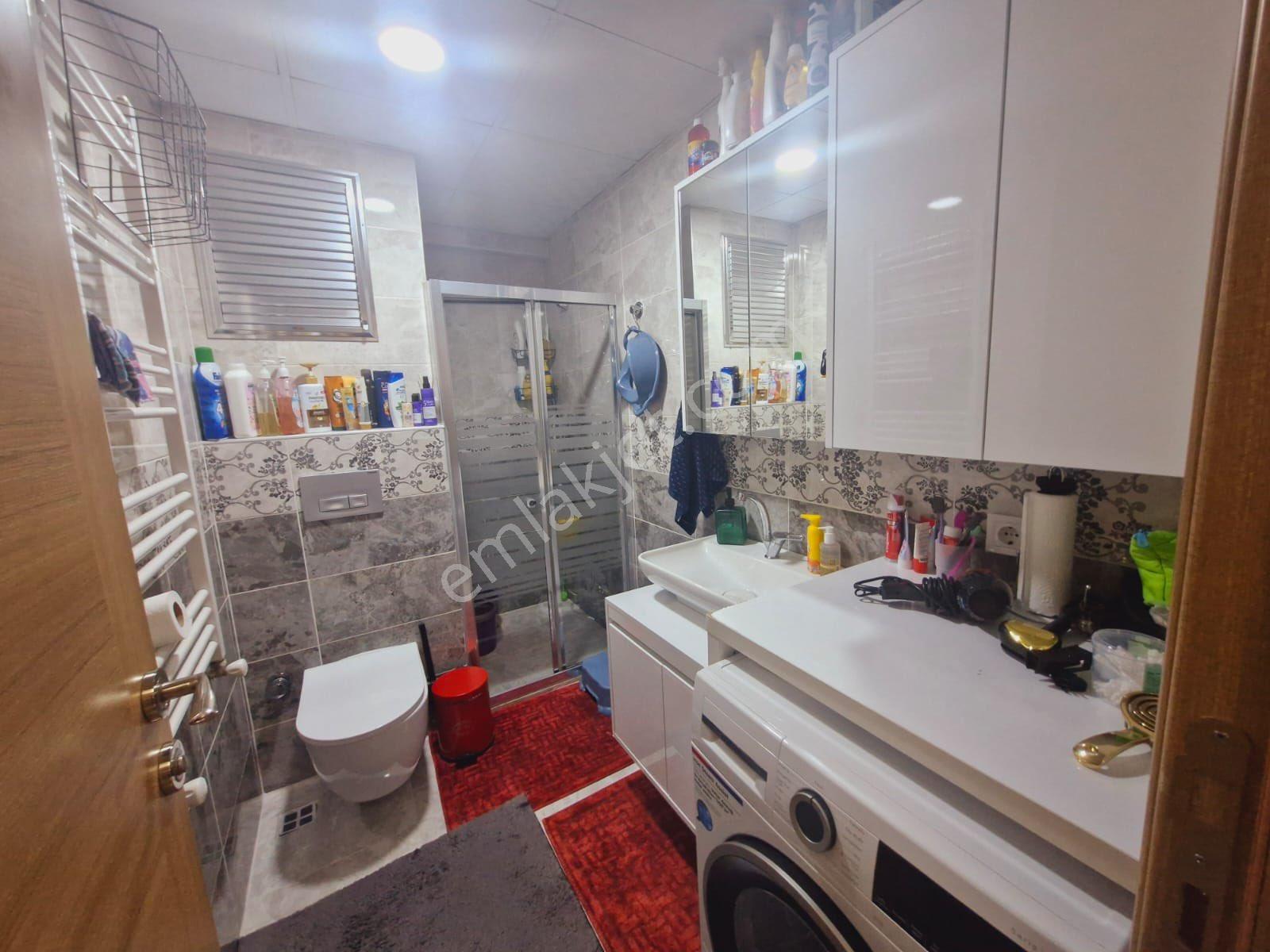 Bozyakada Yeni Binada 2+1 90m2 Köşe Daire Otoparklı Yeni Bina - Görsel 23