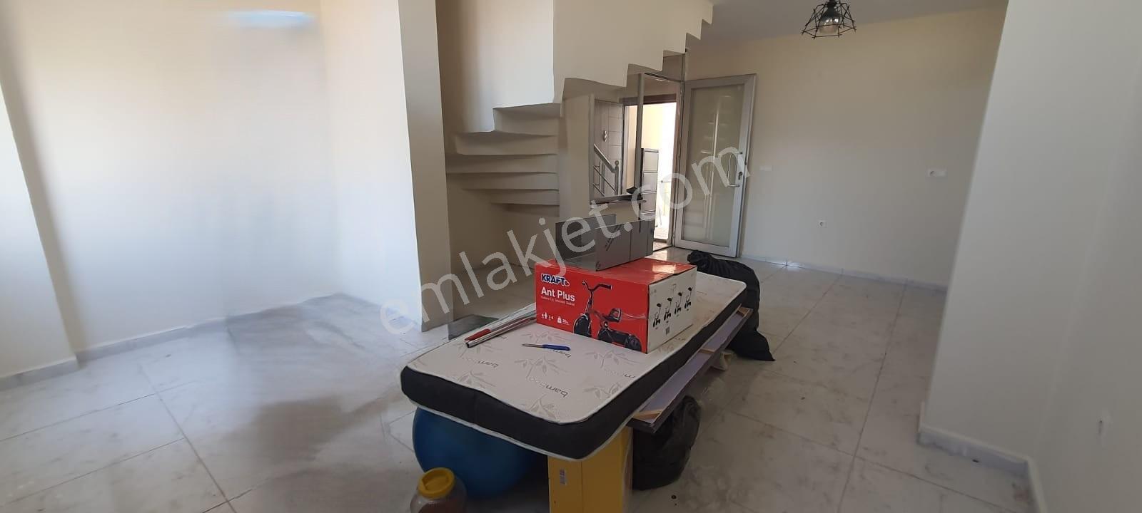 E-5 Yakını Dükkan Ve 4+1 Daire #kartallar'dan# - Görsel 13