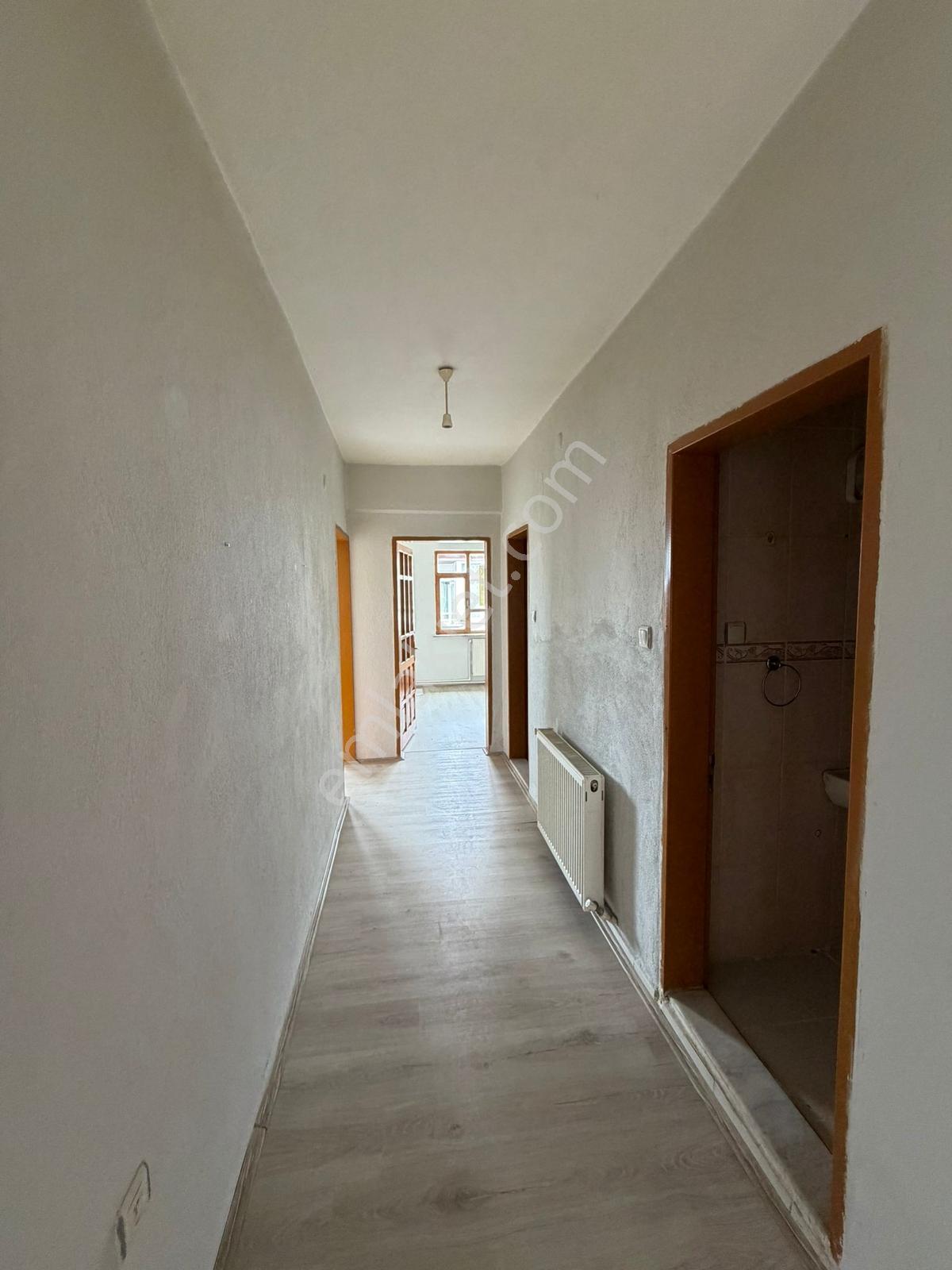 Kolçan Emlaktan Cumhuriyet Mh. Satılık 135m2 Site İçi 3+1 Fırsat - Görsel 24