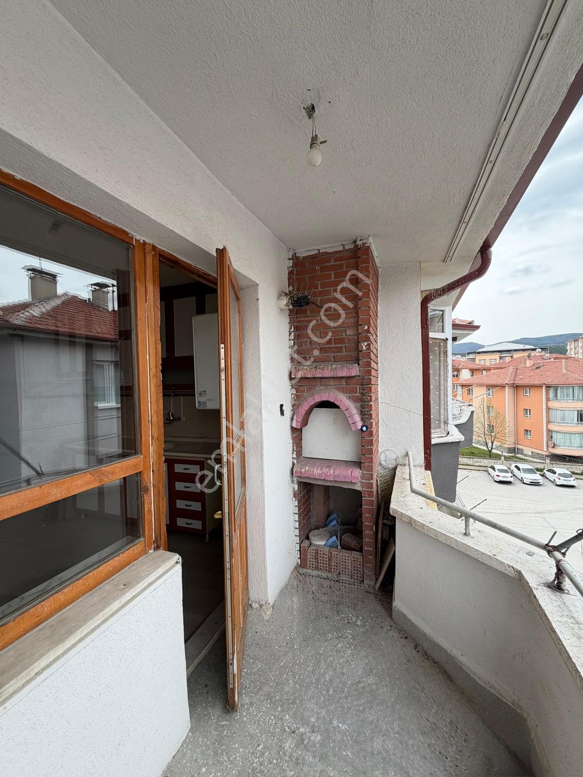 Kolçan Emlaktan Cumhuriyet Mh. Satılık 135m2 Site İçi 3+1 Fırsat - Görsel 14