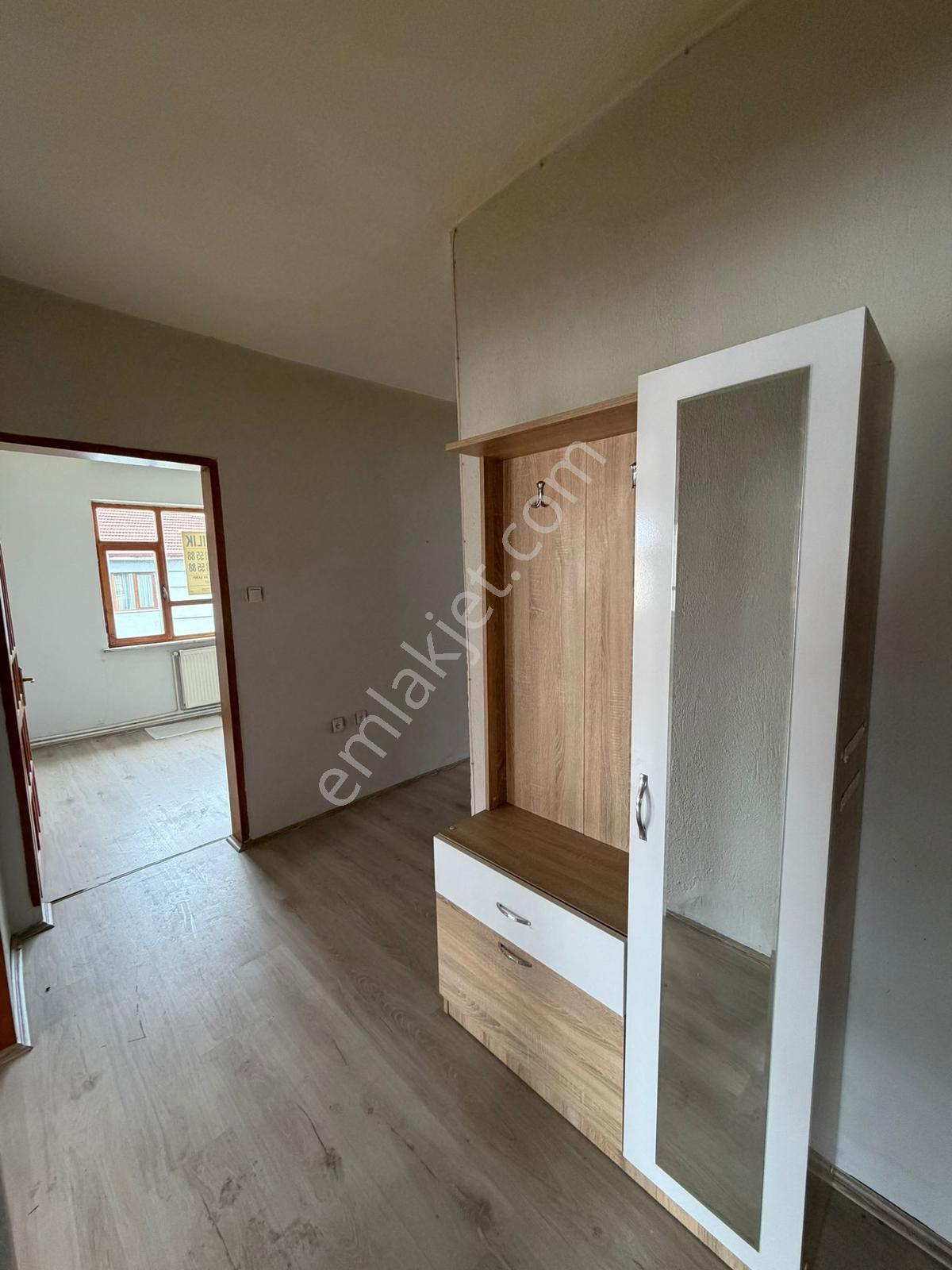 Kolçan Emlaktan Cumhuriyet Mh. Satılık 135m2 Site İçi 3+1 Fırsat - Görsel 8