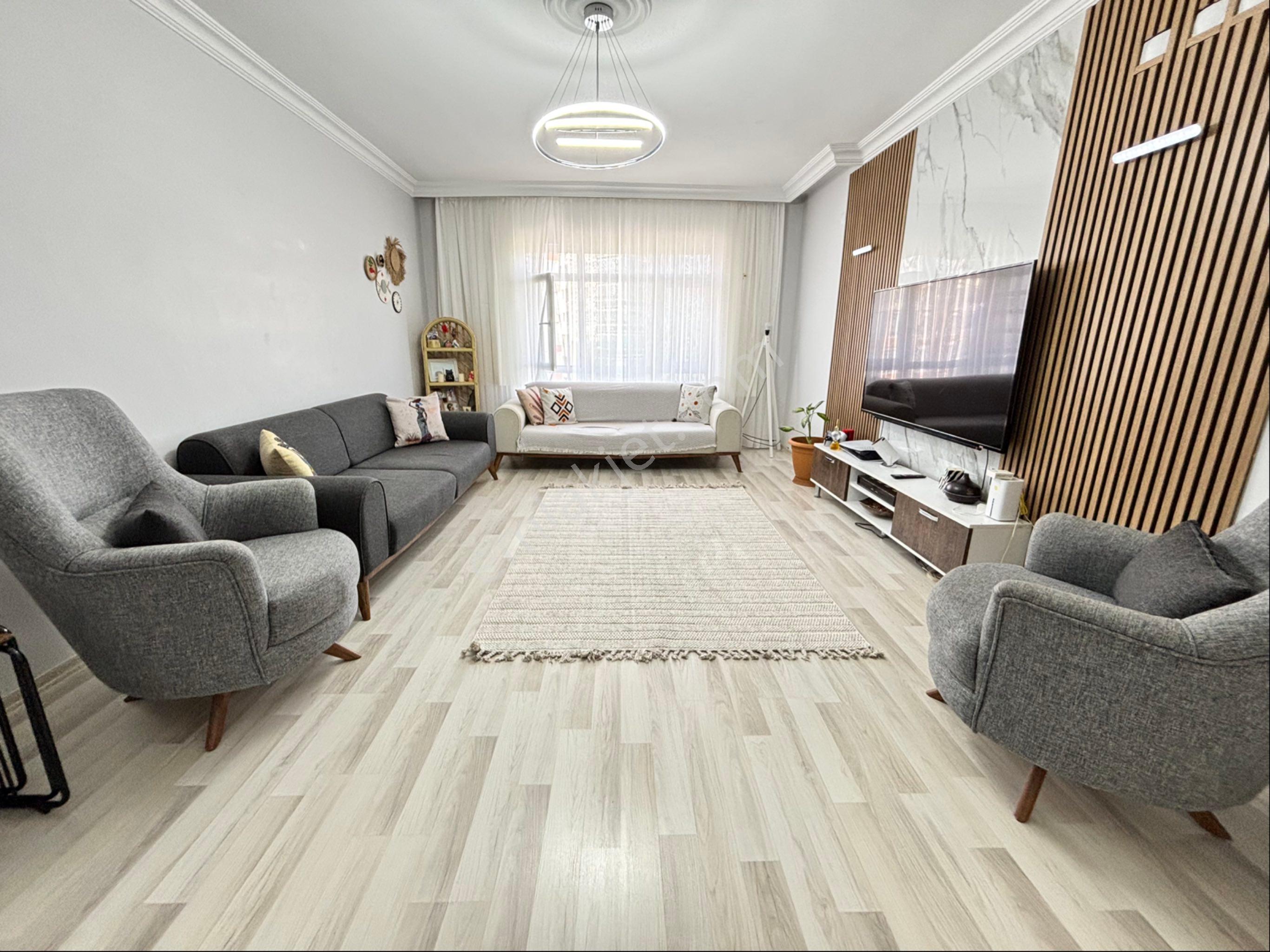 Ahi Mesutta Site İçerisinde Full Yapılı Asansörlü 3+1 Daire - Görsel 3