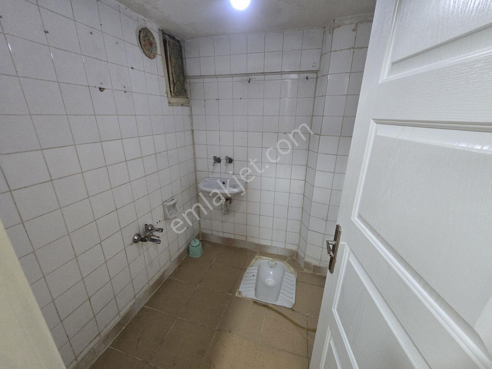 Özgür Emlak | Gazikent'te Park Karşısı Lüks 1+1 Kiralık Daire - Görsel 3